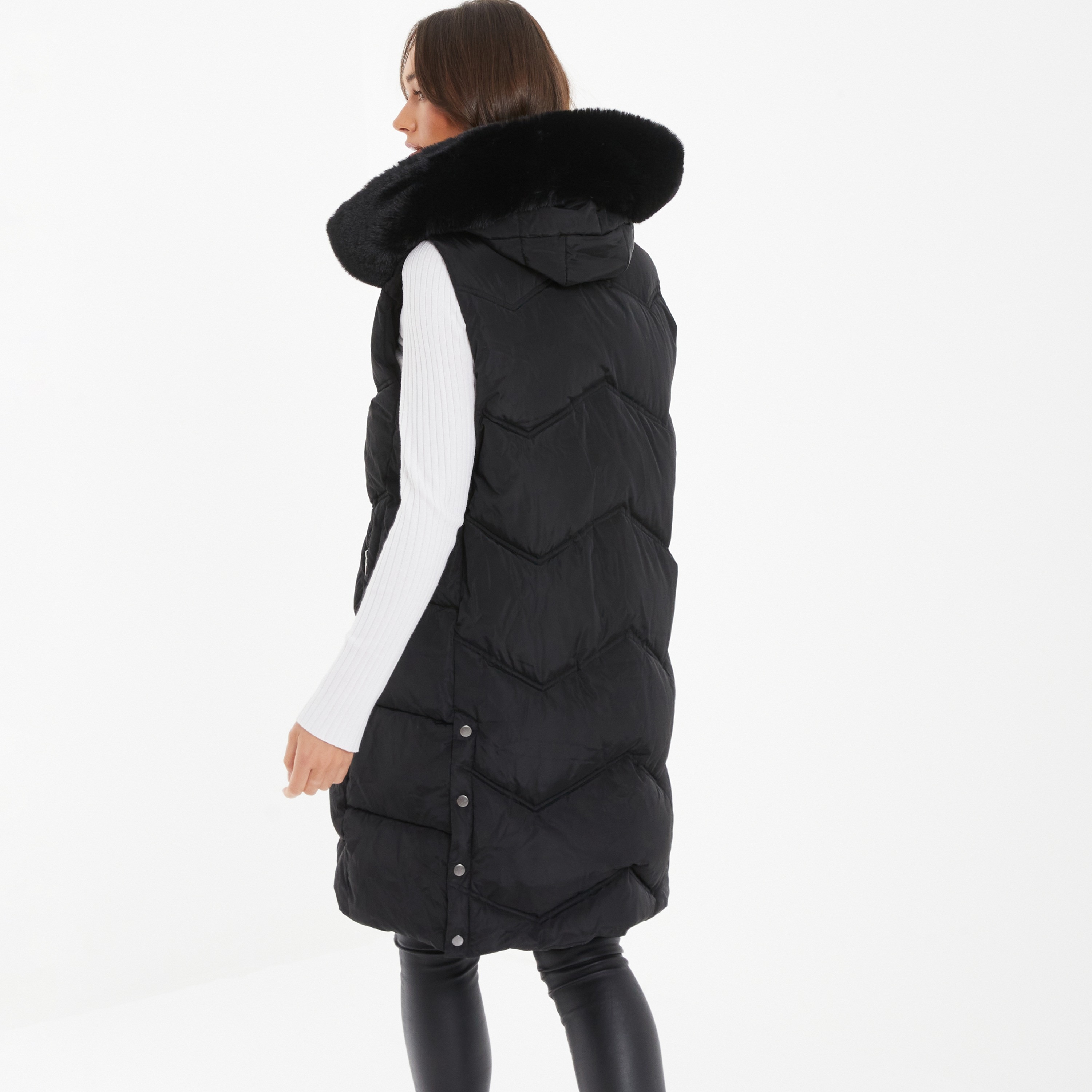 Quiz Quilted Hooded Neck Gilete Jacket-women-winterwear-coatsandjackets-jackets-image-4