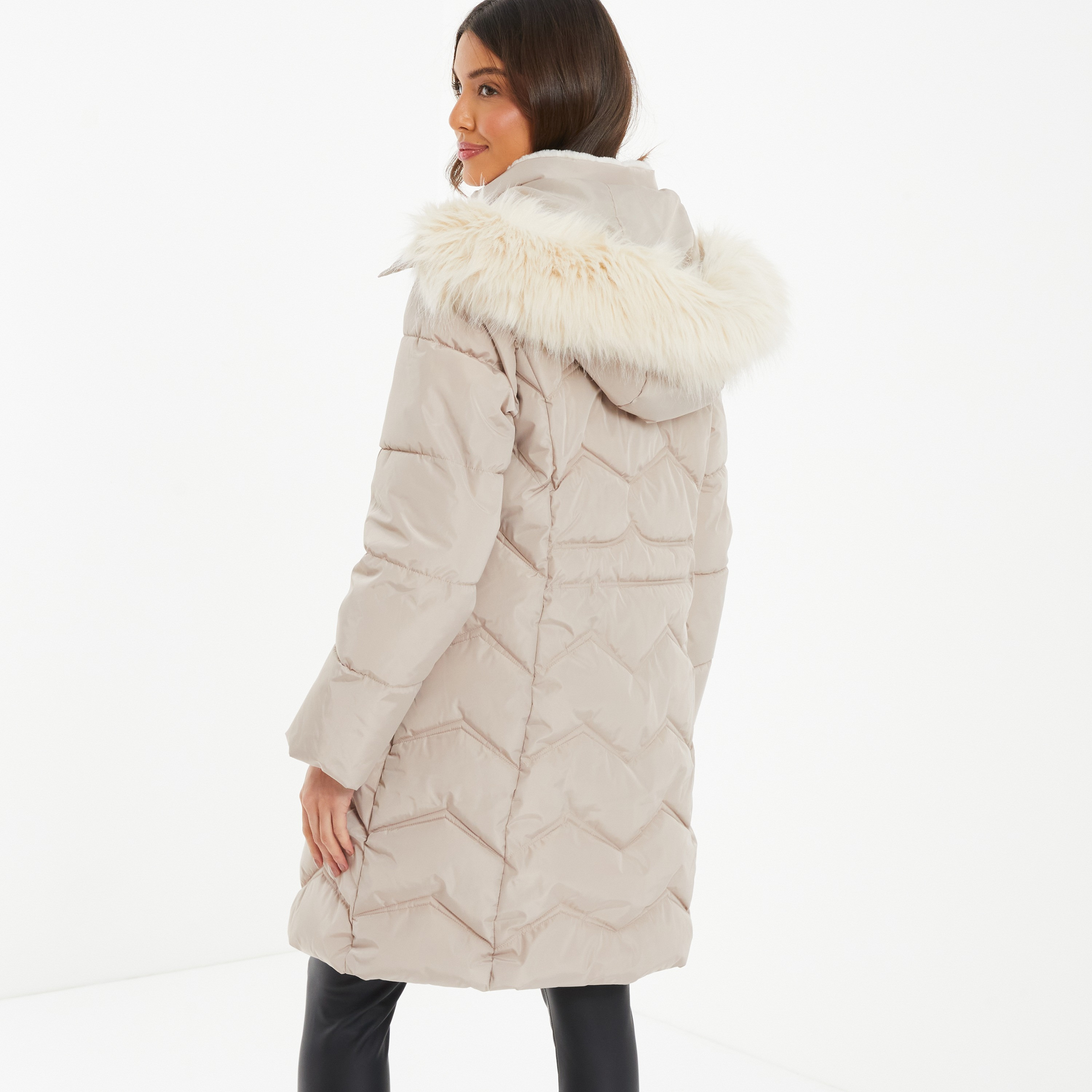 باركا جاكيت ذو مبطن بياقة مقنعين من كويز-women-winterwear-hoodiesandsweatshirts-hoodies-image-4