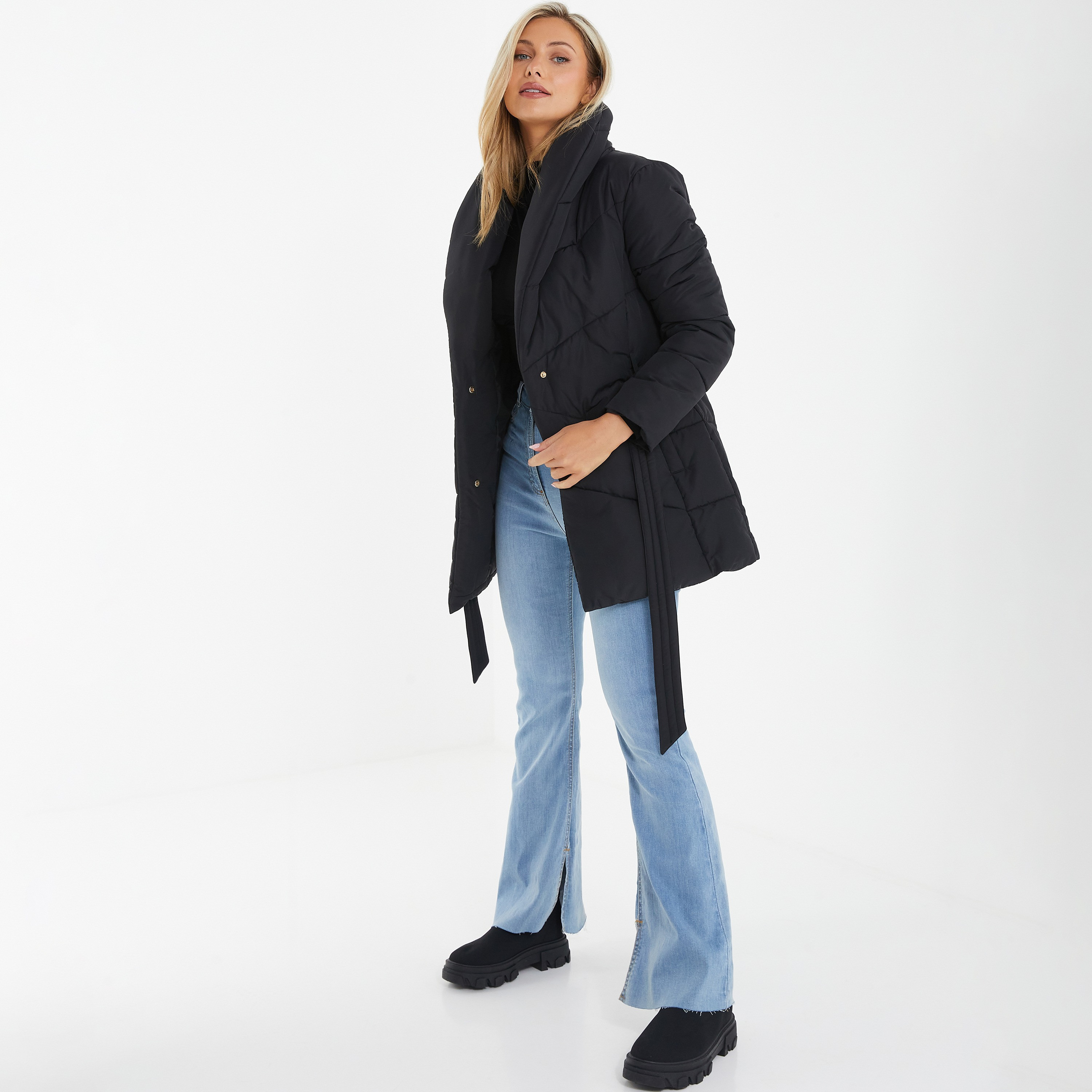 جاكيت ذو مبطنة بطية صدر على شكل شال من كويز-women-winterwear-coatsandjackets-jackets-image-3