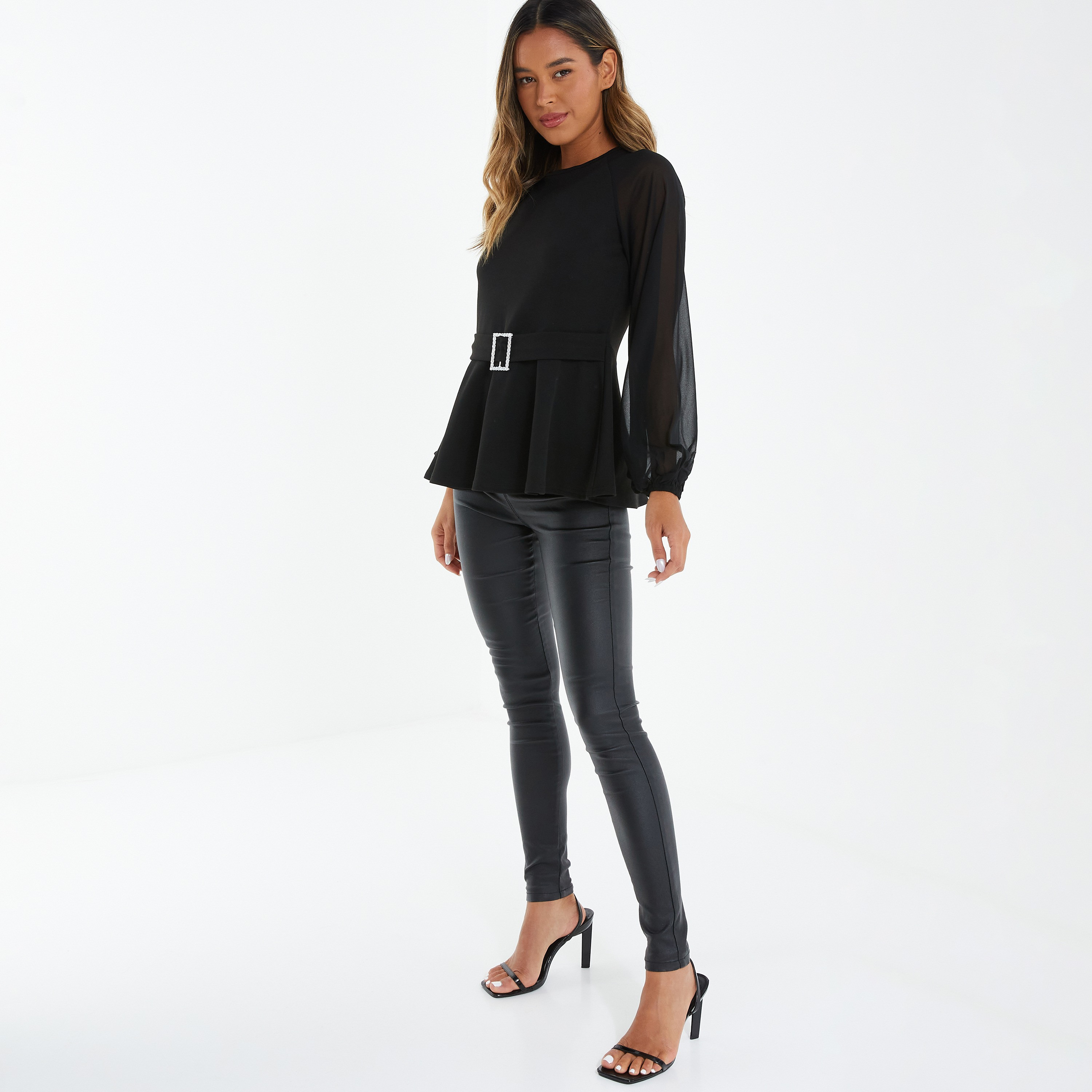 توب بيبليوم بأكمام طويلة ورقبة مستديرة سادة من كويز-women-clothing-shirtsandblouses-blouses-image-2