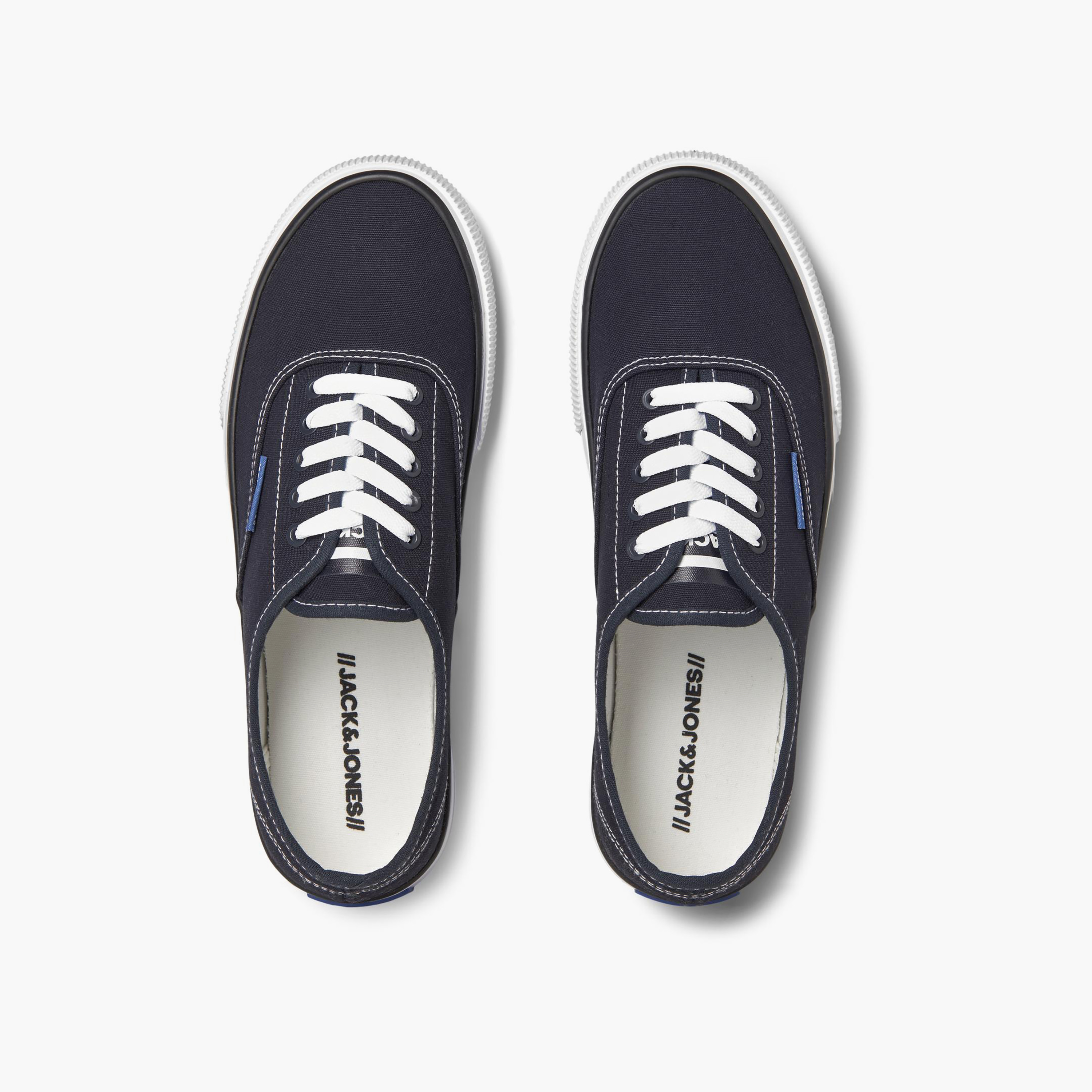 12201283 | سنيكرز ذو كانفاس من جاك آند جونز للرجال مع رباط برقبة منخفضة-men-shoes-sneakers-image-3