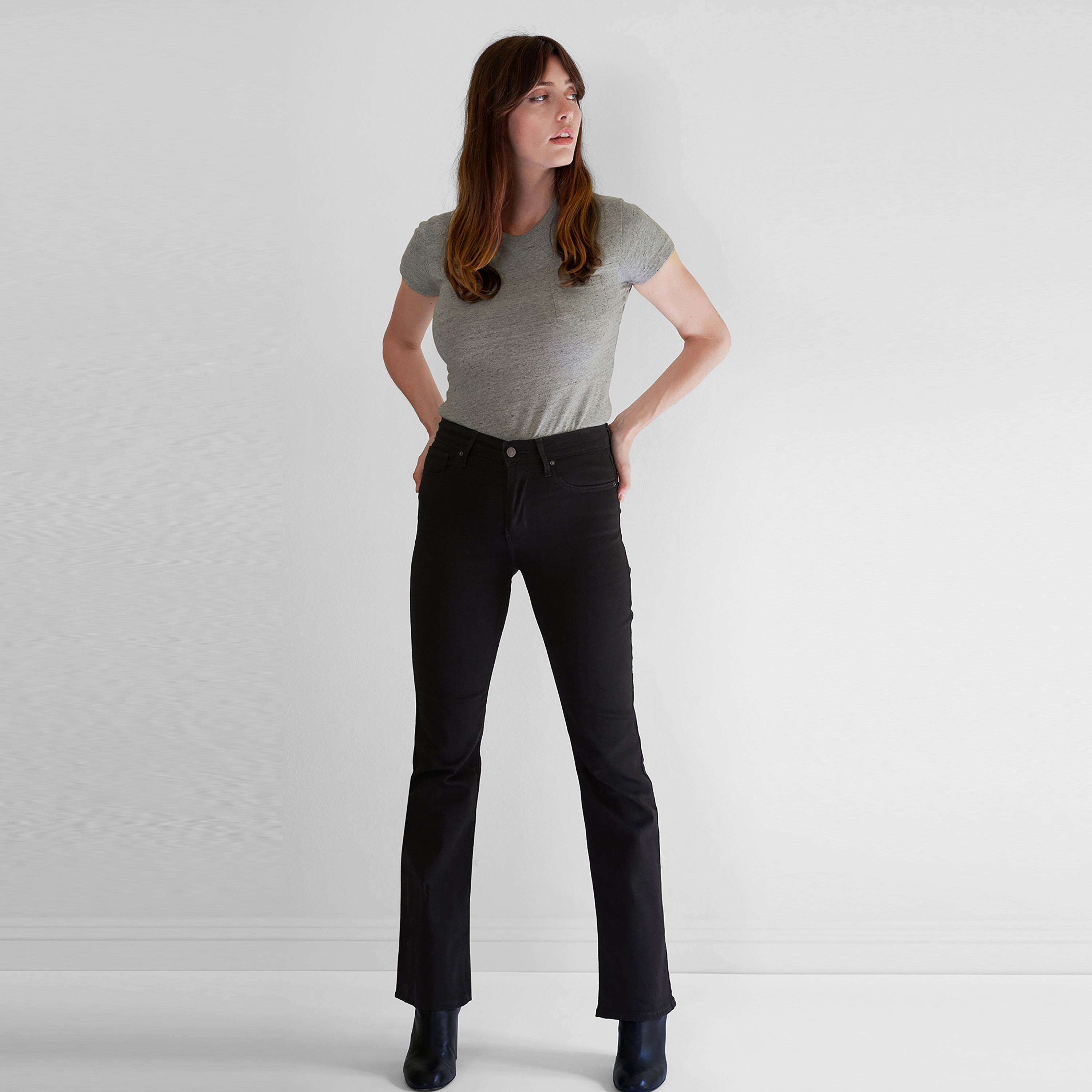 جينز ليفيس 725 أسود بإغلاق أزرار عالية الارتفاع بقطع حذاء-women-clothing-bottoms-jeans-image-3