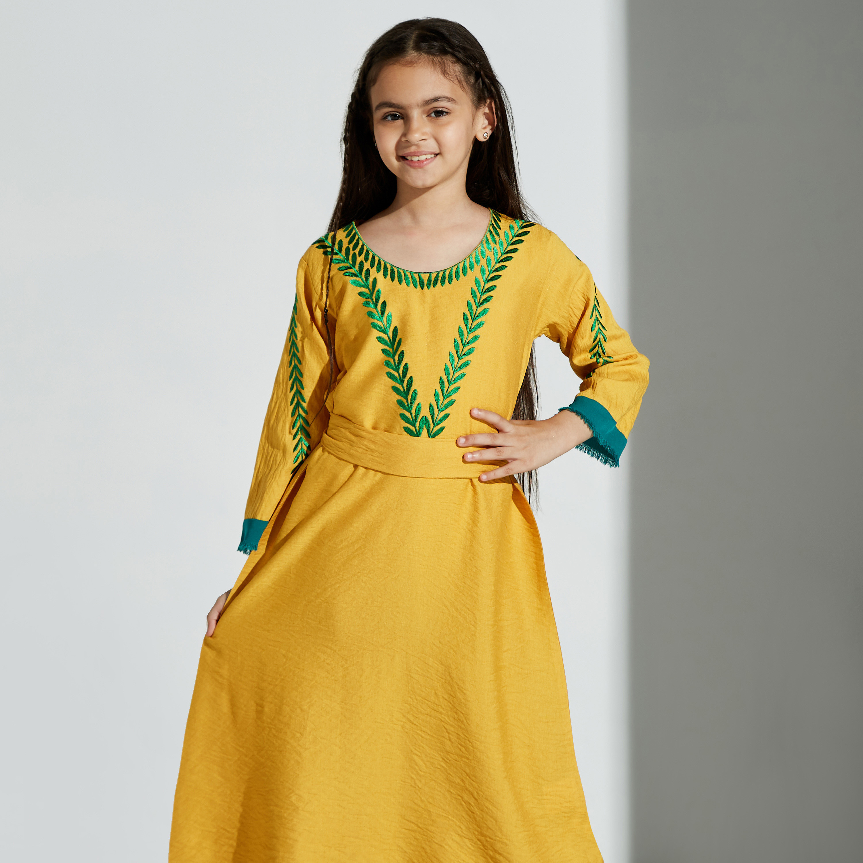 Malikah Embroidered Jalabiya with Tie-Up Belt -for Girl-girls-clothing-dressesandjumpsuits-image-2
