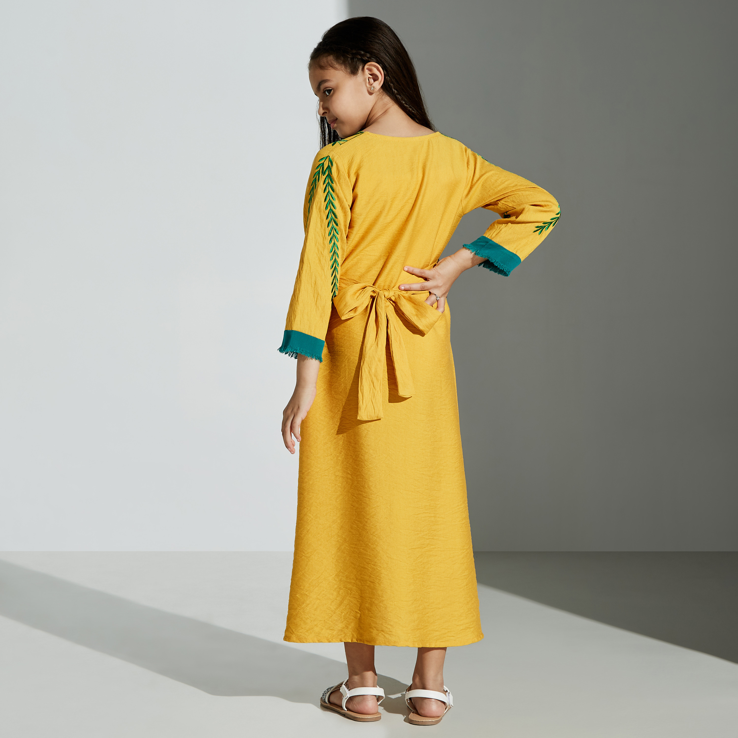 جلابية مطرزة بحزام رباط من مليكة-girls-clothing-dressesandjumpsuits-image-4