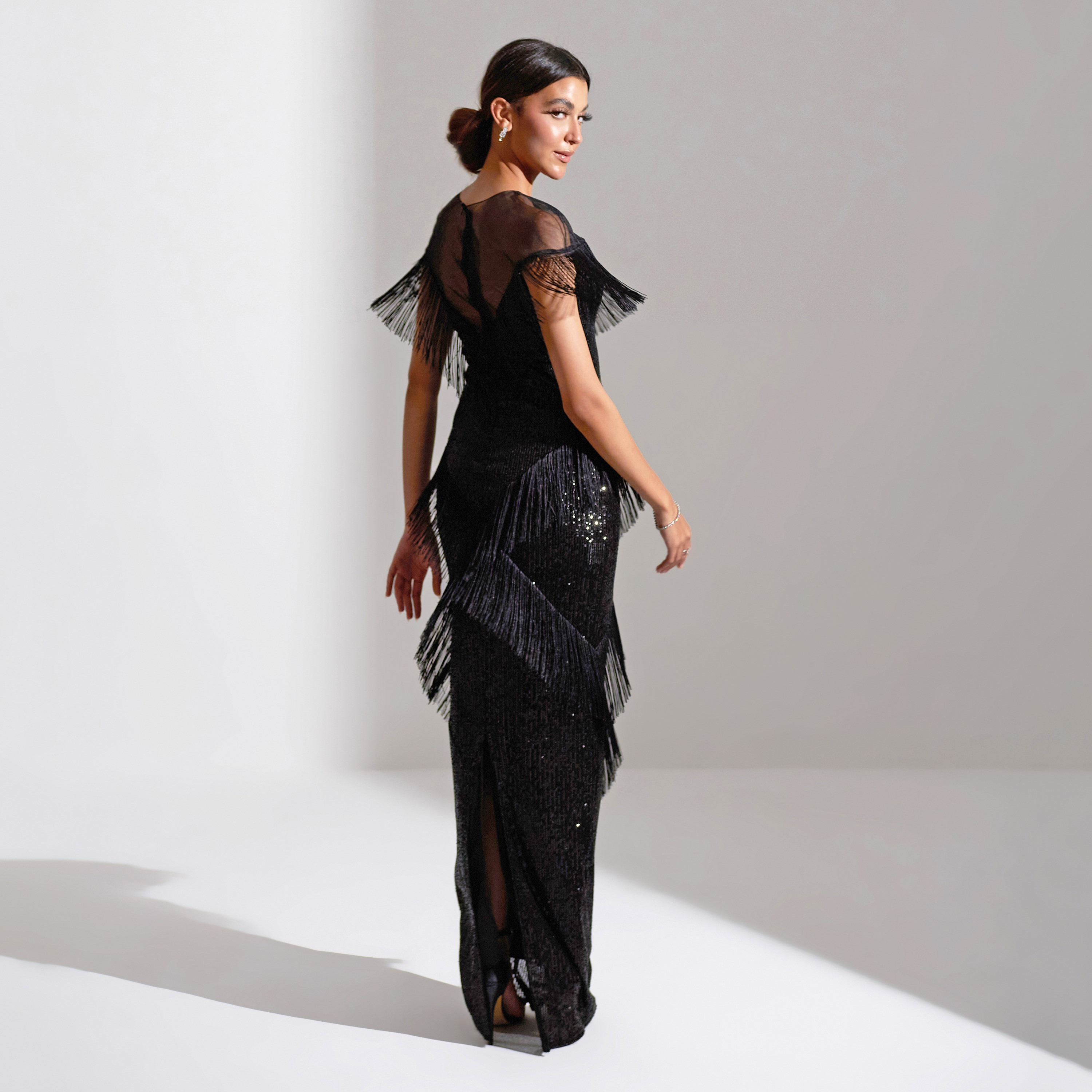 فستان ماكسي نسائي من أكاديا مزين بالترتر وطبقات من التول للسهرات-women-clothing-dresses-image-9