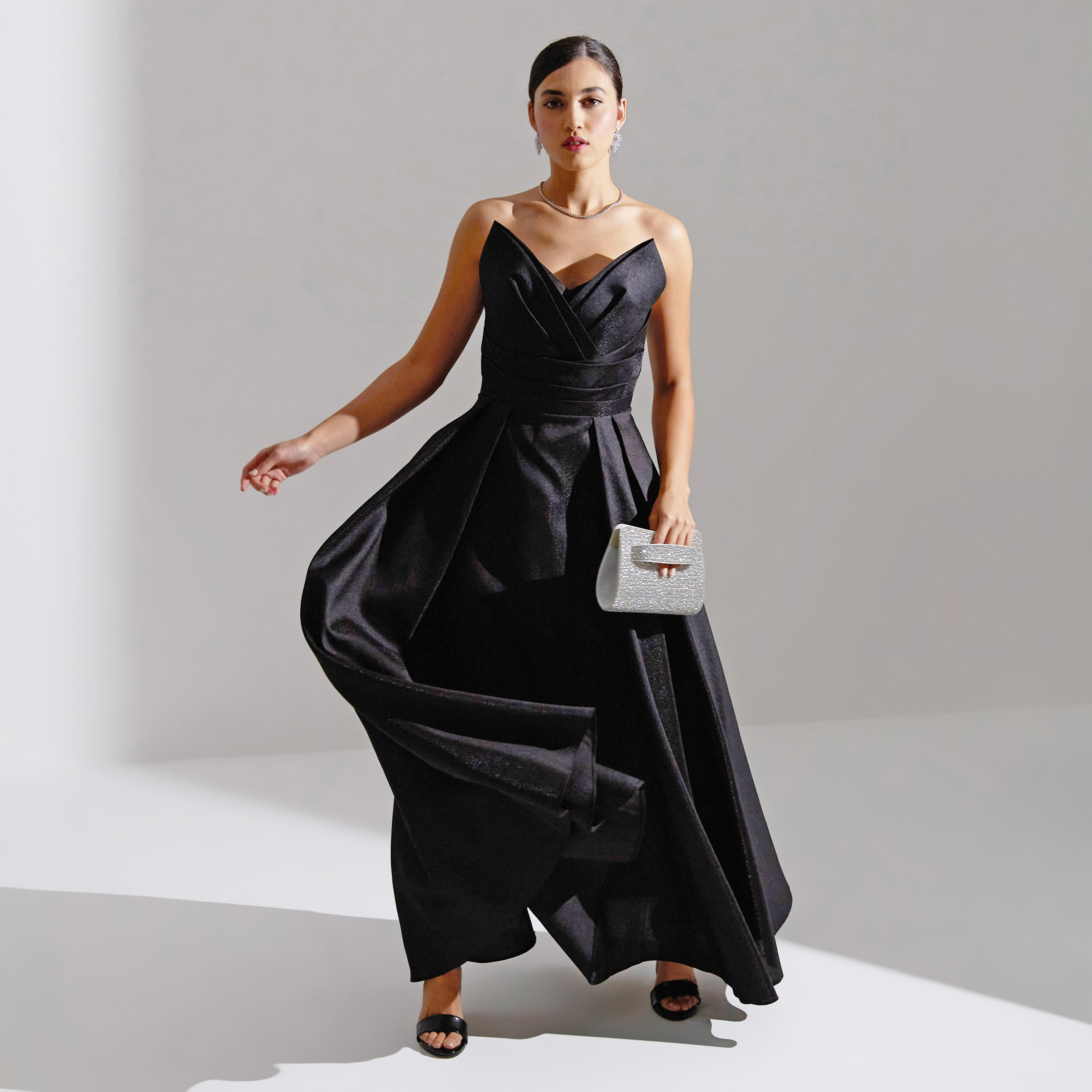 فستان ماكسي للنساء بثنيات صدر من قماش التفتا للسهرات من أكاديا-women-clothing-dresses-image-5