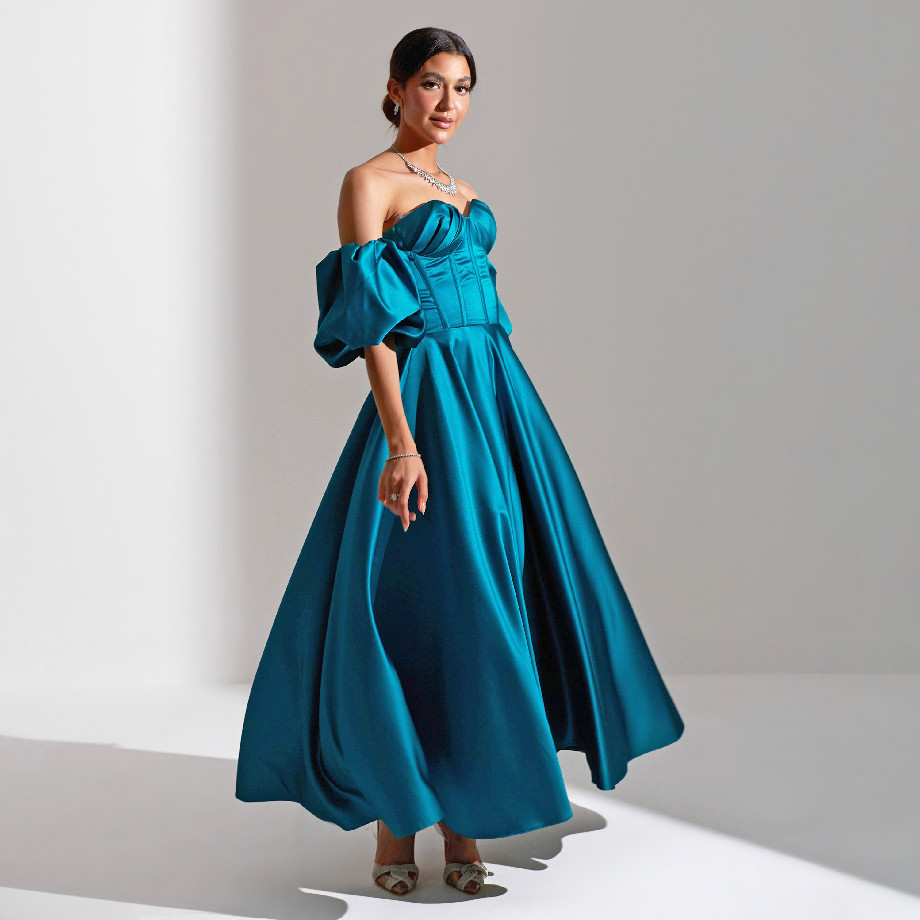 فستان سهرة نسائي ماكسي من الساتان وأكمام قابلة للإزالة من أكاديا بدون أكتاف-women-clothing-dresses-image-8