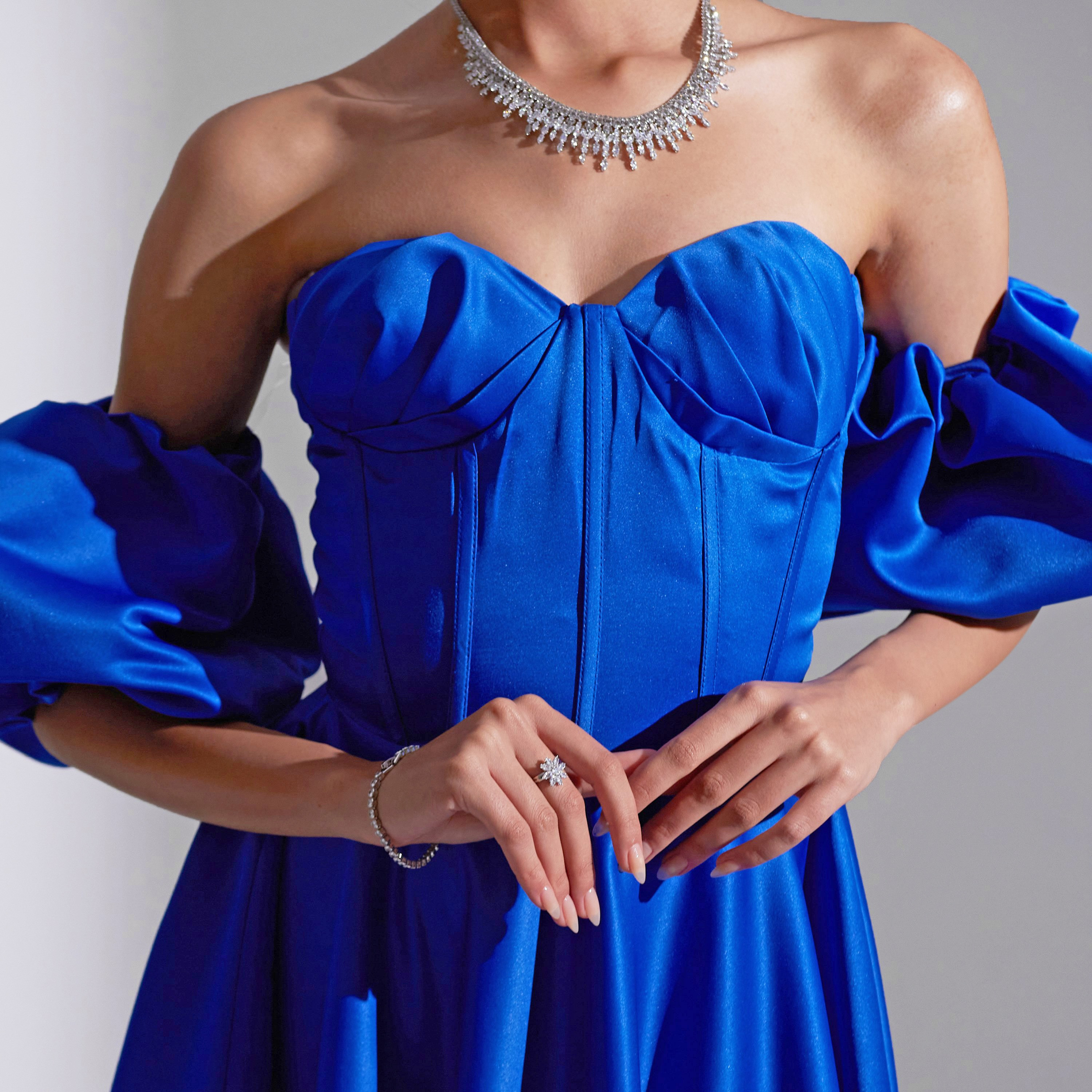 فستان سهرة نسائي ماكسي من الساتان وأكمام قابلة للإزالة من أكاديا بدون أكتاف-women-clothing-dresses-image-6