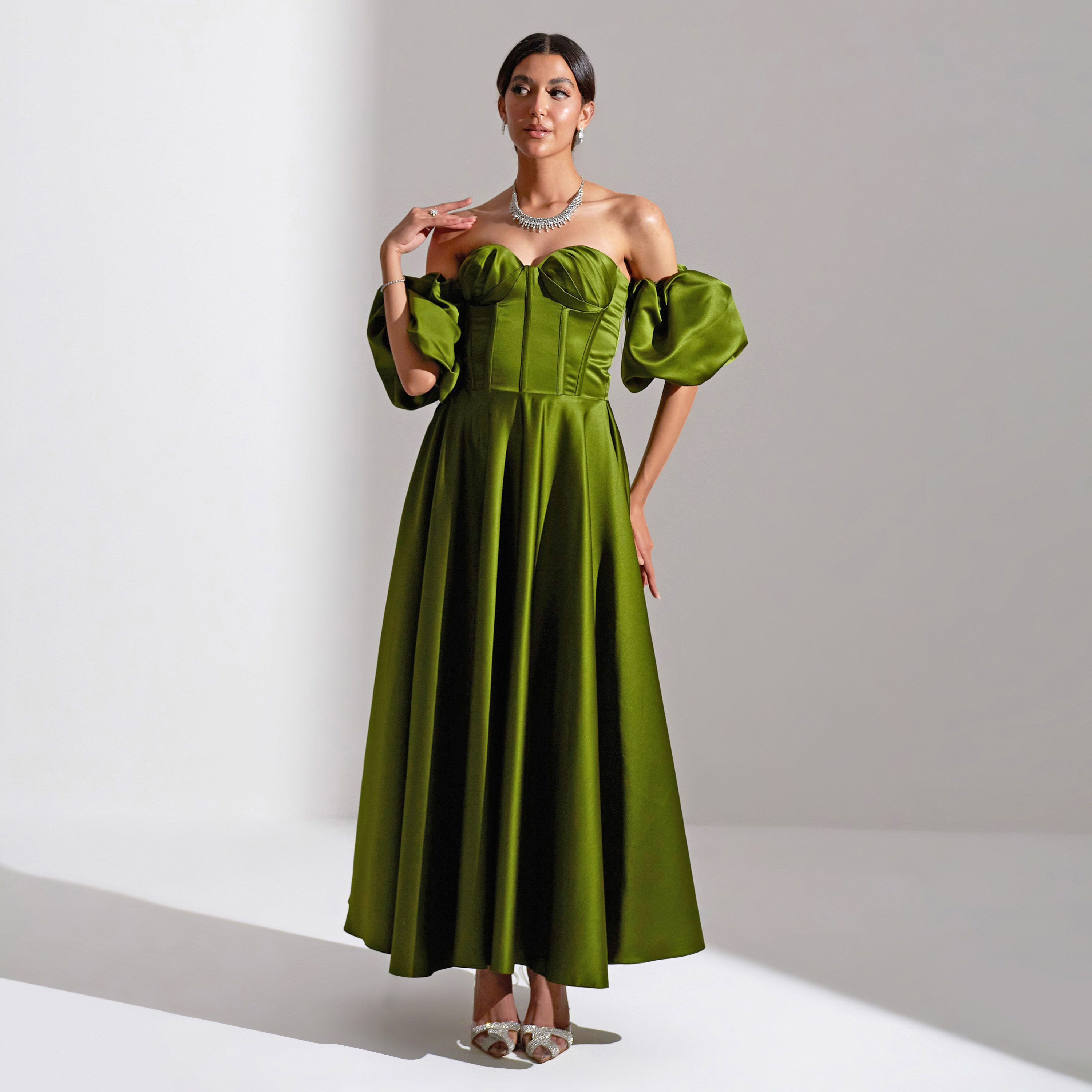 فستان سهرة نسائي ماكسي من الساتان وأكمام قابلة للإزالة من أكاديا بدون أكتاف-women-clothing-dresses-image-13