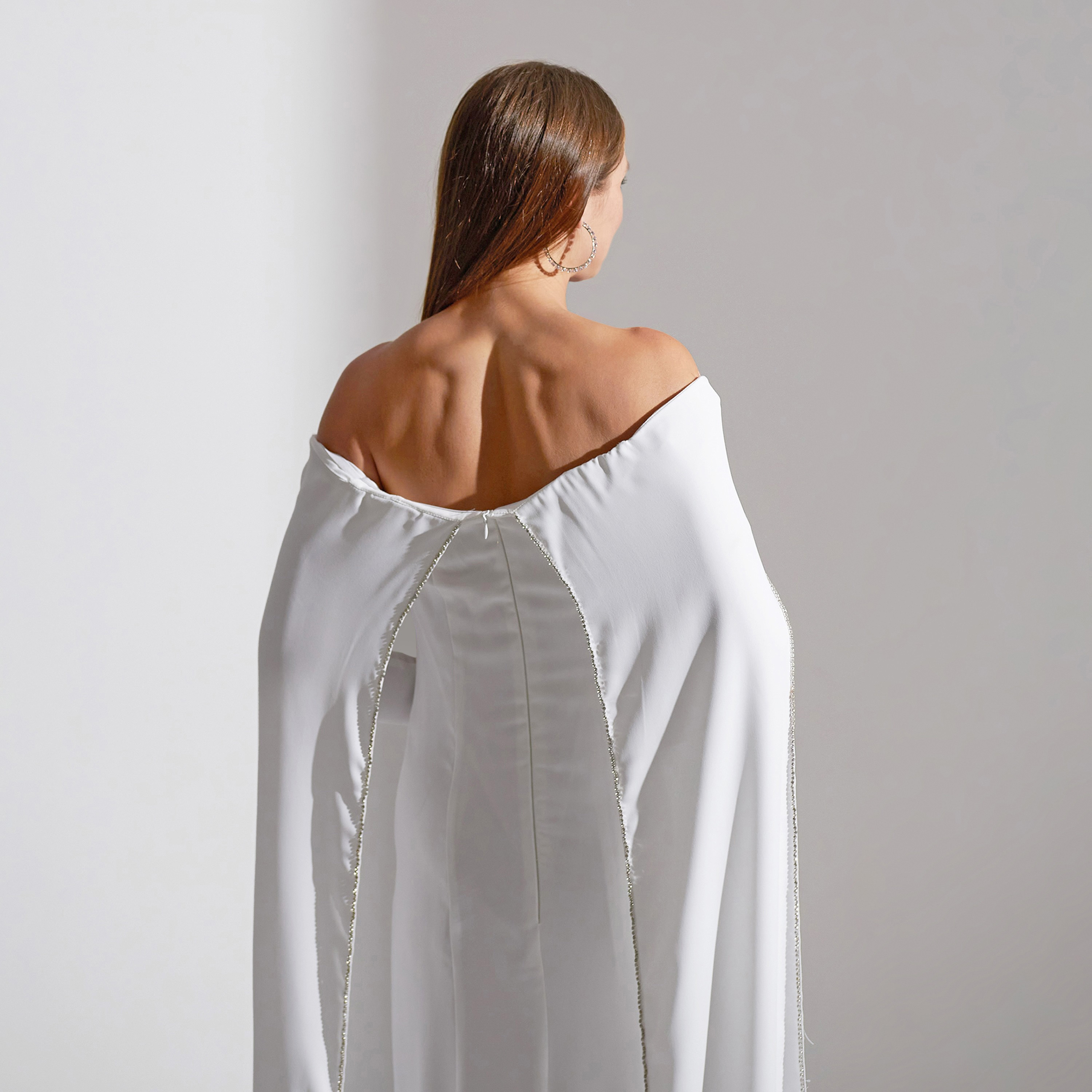 فستان ماكسي نسائي من أكاديا بأكمام الكريب ورقبة مفتوحة من الأمام ومناسب للسهرات-women-clothing-dresses-image-5