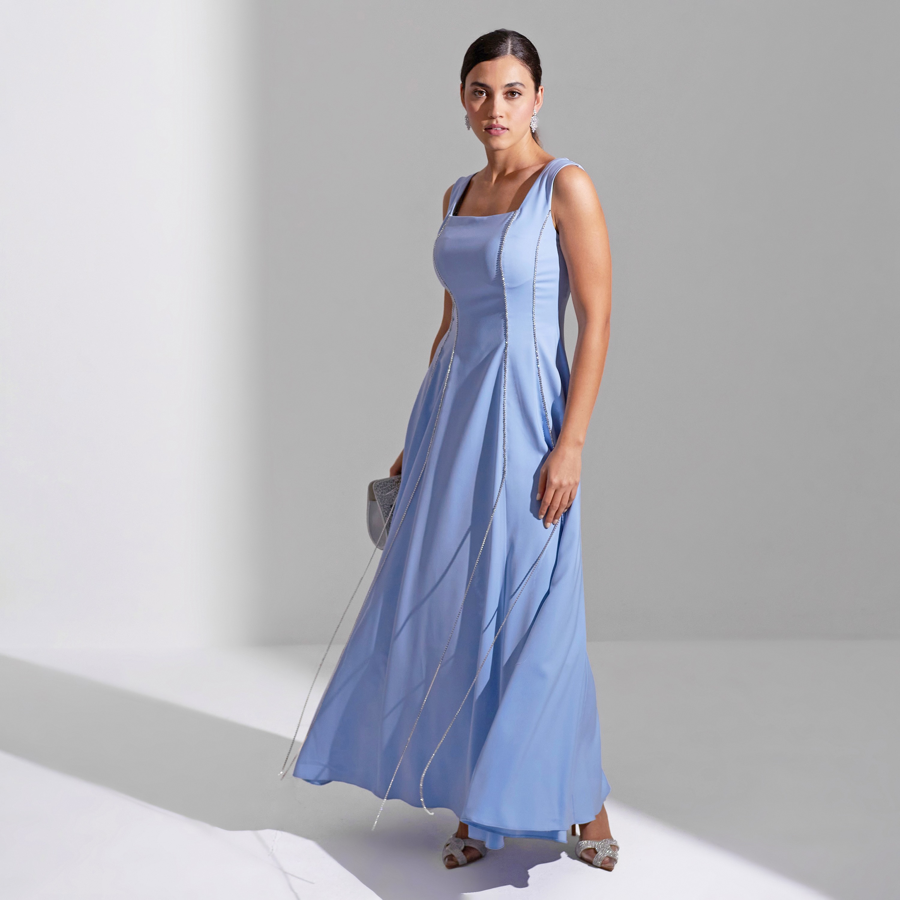 فستان سهرة ماكسي نسائي من الكريب بتفاصيل لوحة رقبة مربعة من أكاديا-women-clothing-dresses-image-17