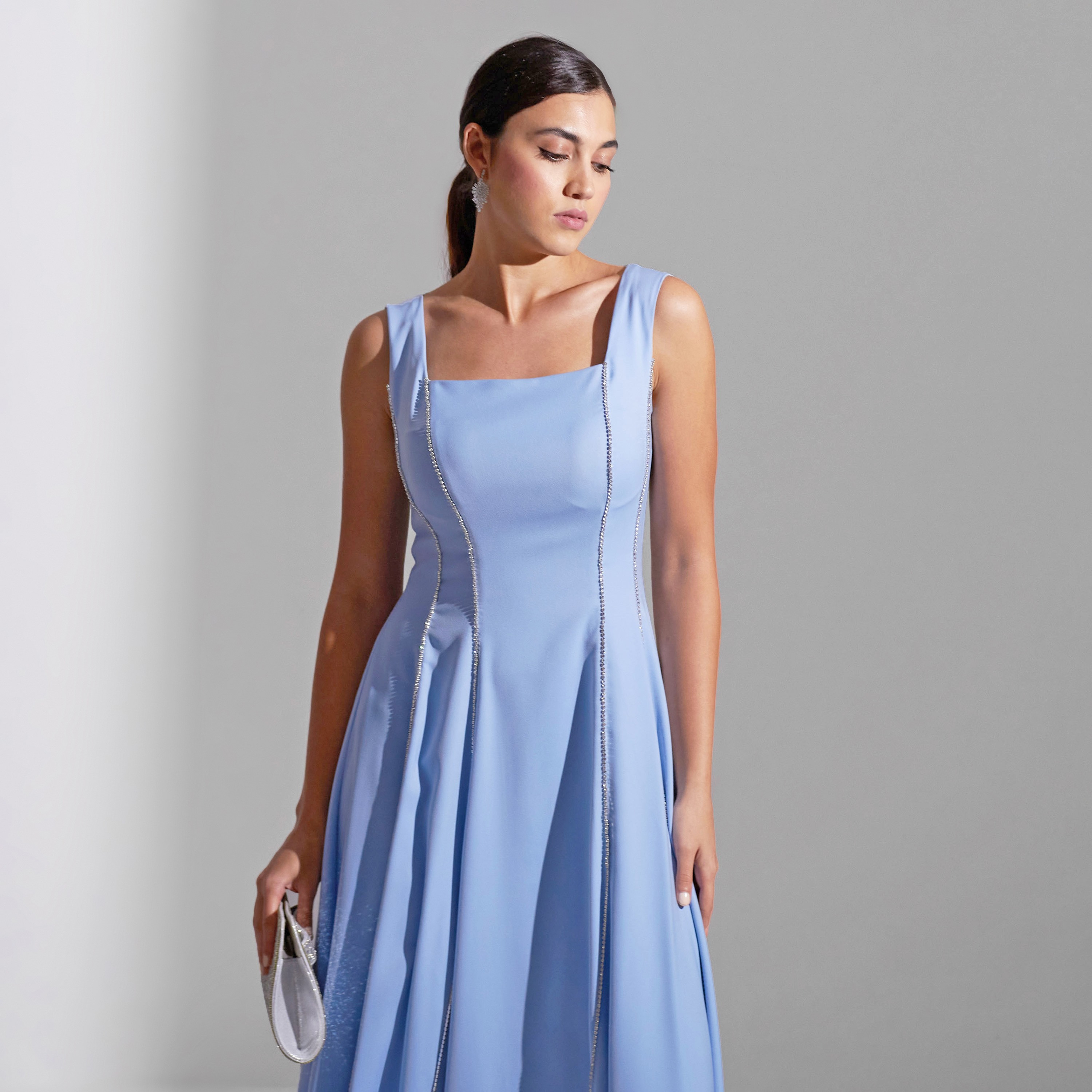 فستان سهرة ماكسي نسائي من الكريب بتفاصيل لوحة رقبة مربعة من أكاديا-women-clothing-dresses-image-19