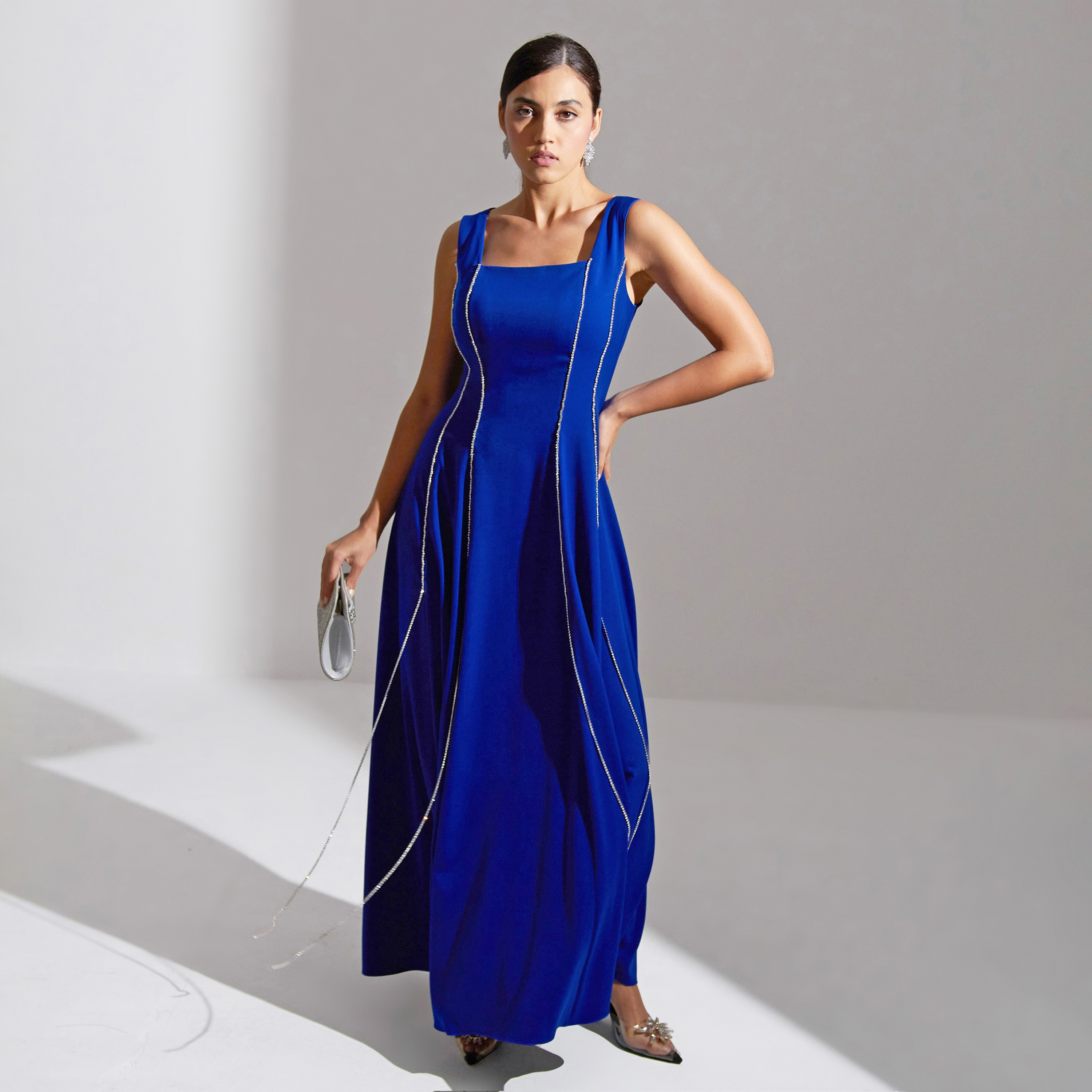 فستان سهرة ماكسي نسائي من الكريب بتفاصيل لوحة رقبة مربعة من أكاديا-women-clothing-dresses-image-11