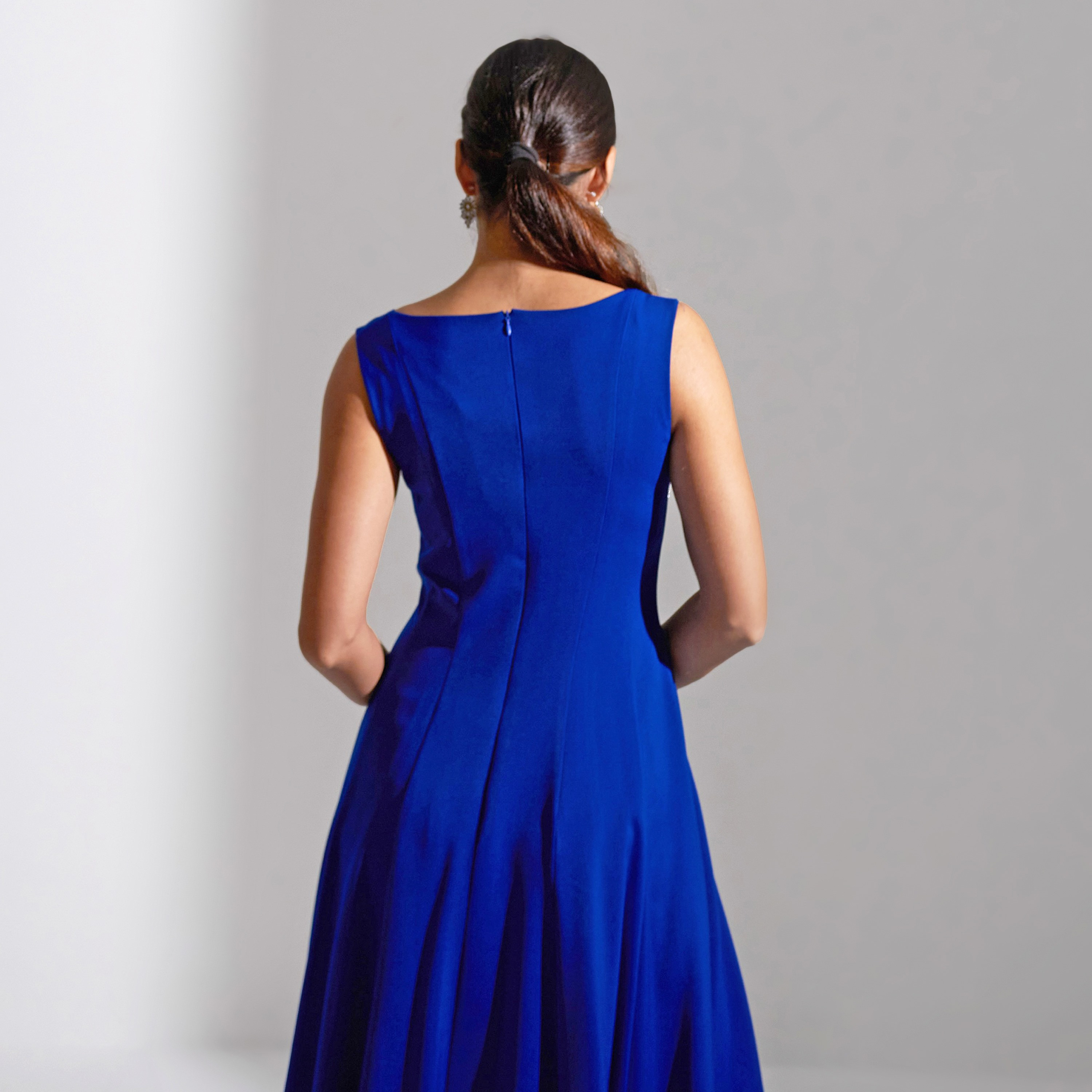 فستان سهرة ماكسي نسائي من الكريب بتفاصيل لوحة رقبة مربعة من أكاديا-women-clothing-dresses-image-13