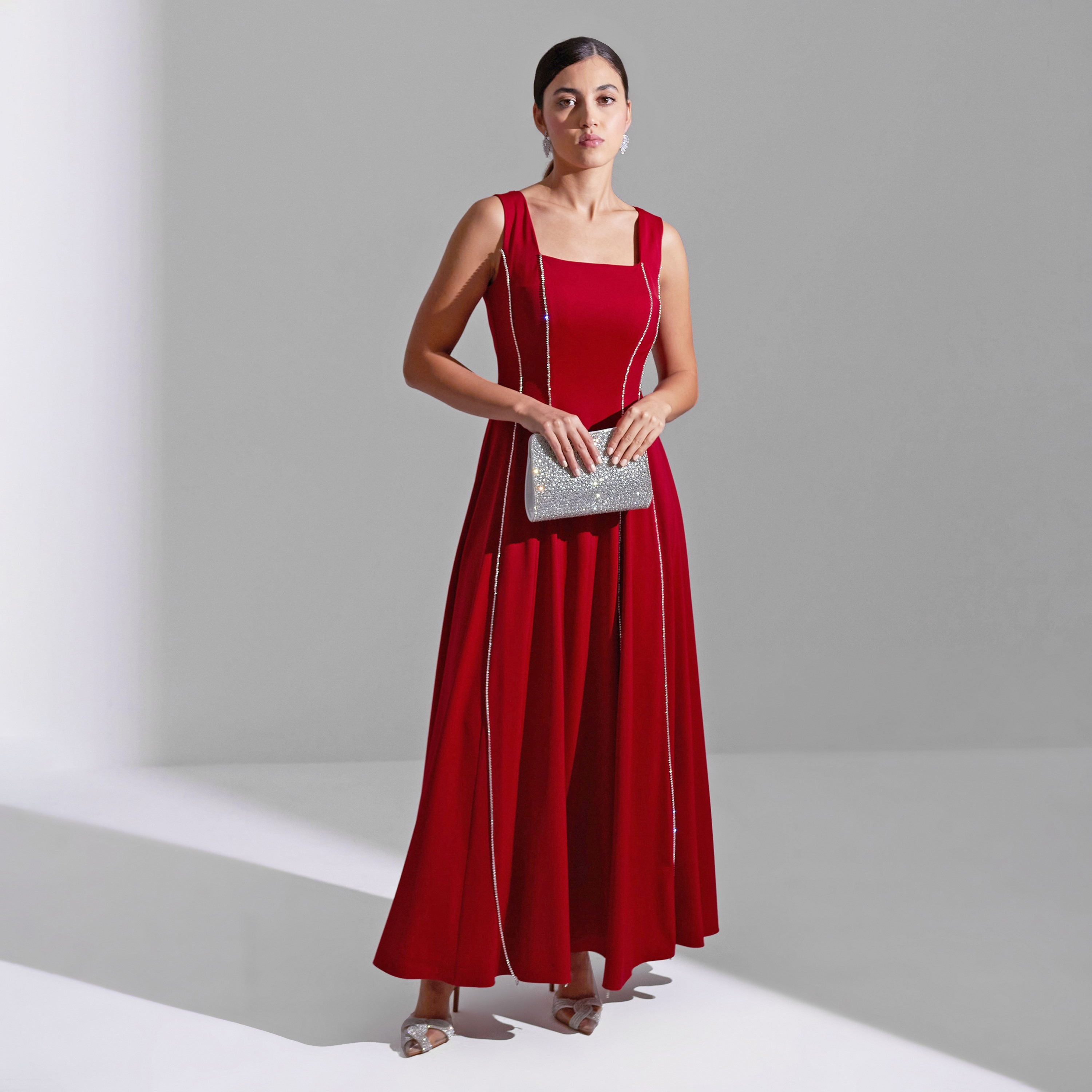 فستان سهرة ماكسي نسائي من الكريب بتفاصيل لوحة رقبة مربعة من أكاديا-women-clothing-dresses-image-4