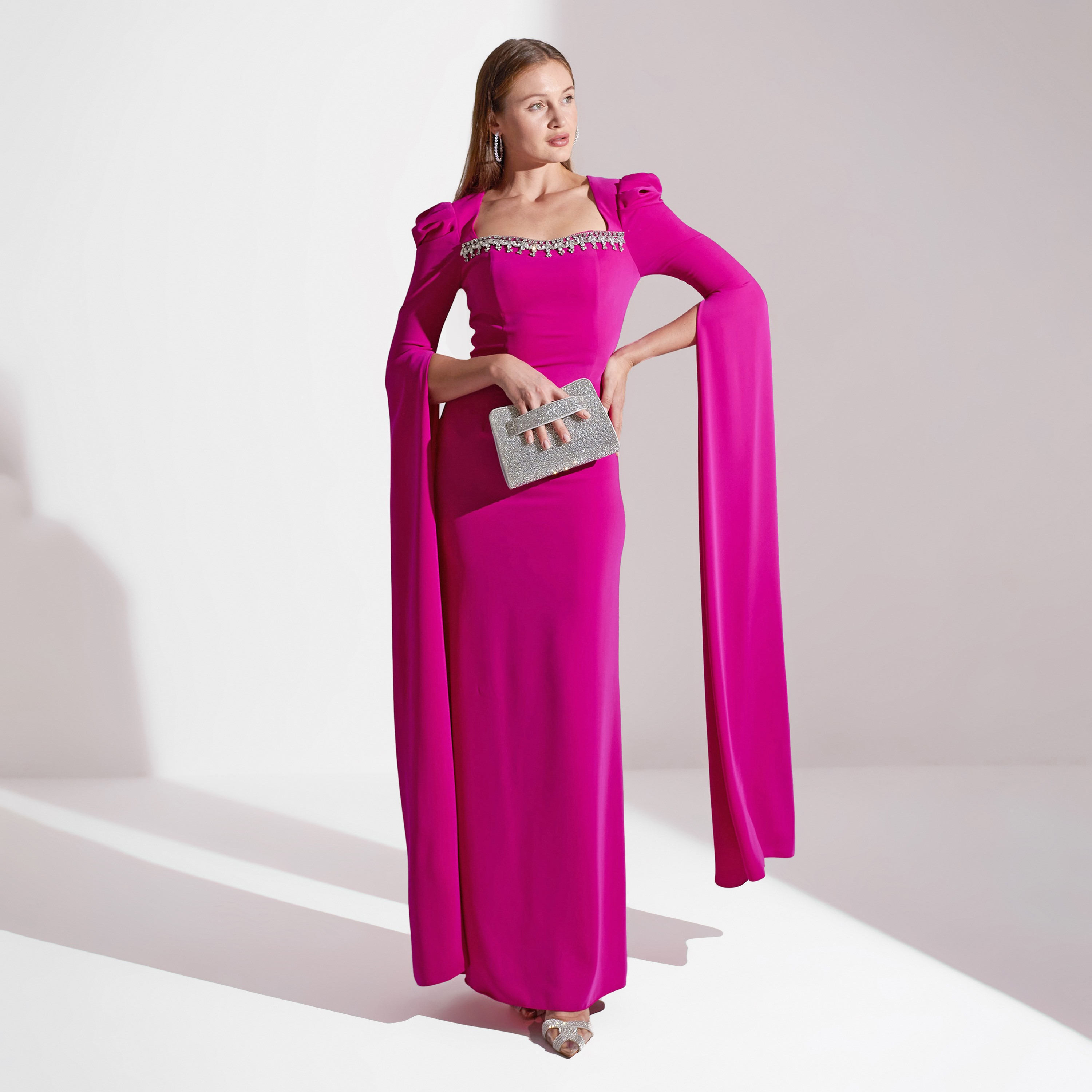 فستان سهرة ماكسي نسائي من أكاديا بتفاصيل من الكريب وصدرية من الكريستال-women-clothing-dresses-image-13