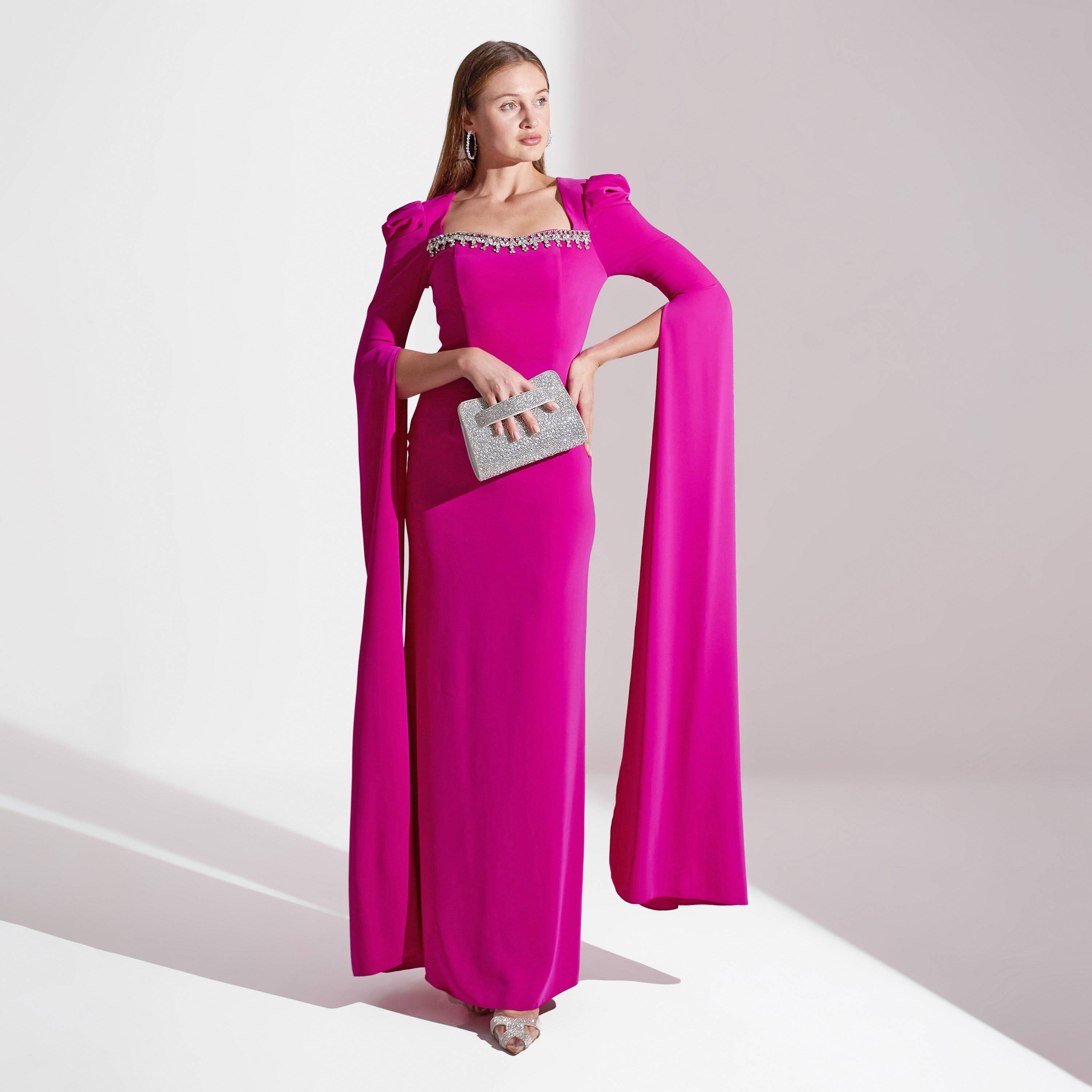 فستان سهرة ماكسي نسائي من أكاديا بتفاصيل من الكريب وصدرية من الكريستال-women-clothing-dresses-image-14