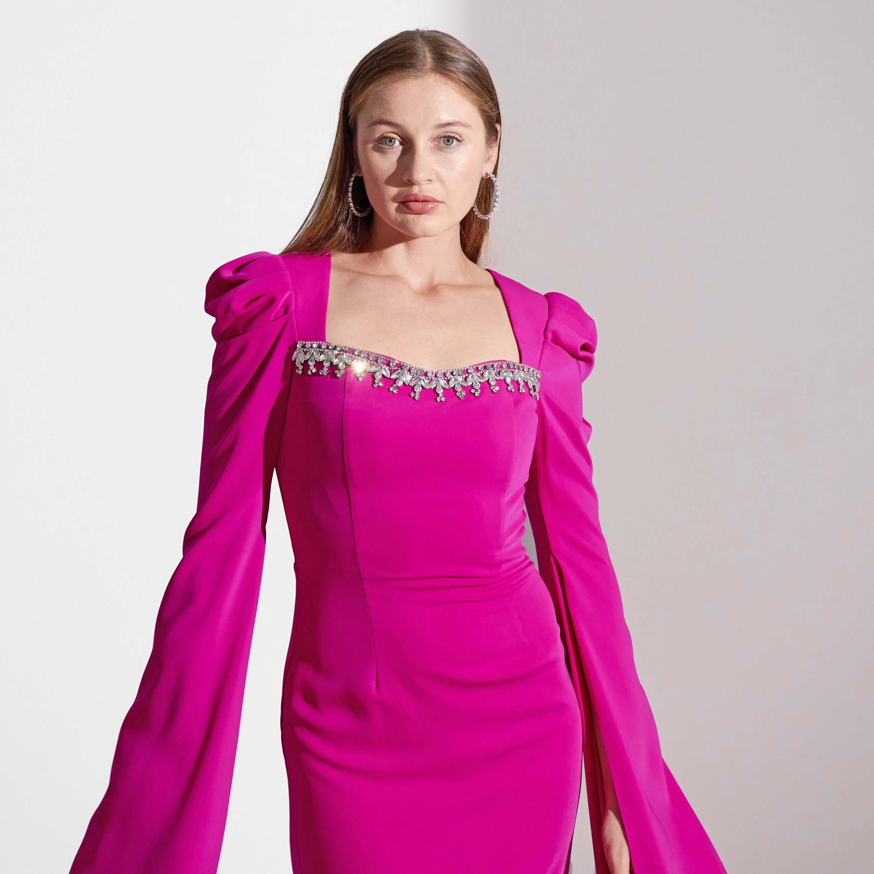 فستان سهرة ماكسي نسائي من أكاديا بتفاصيل من الكريب وصدرية من الكريستال-women-clothing-dresses-image-18