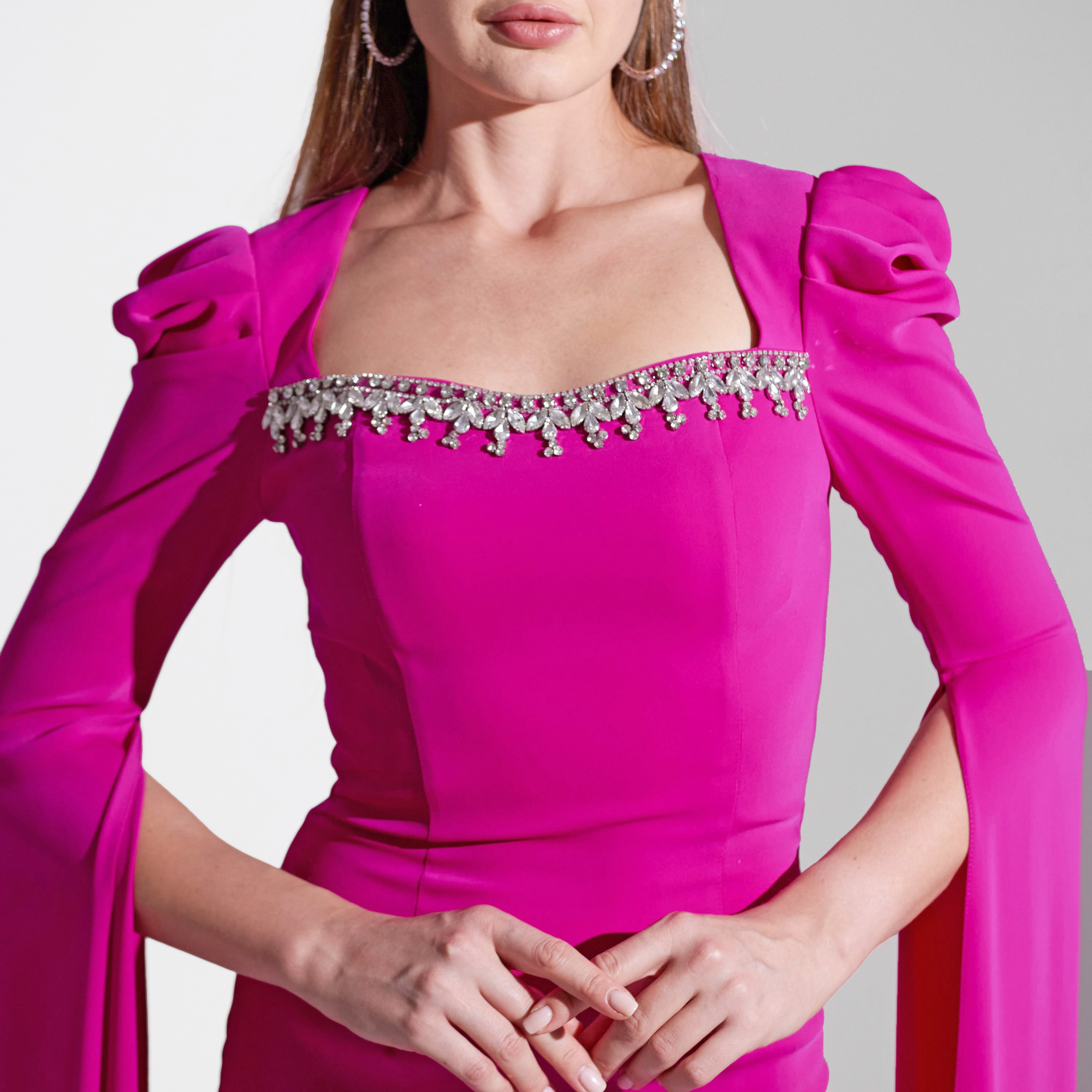 فستان سهرة ماكسي نسائي من أكاديا بتفاصيل من الكريب وصدرية من الكريستال-women-clothing-dresses-image-19