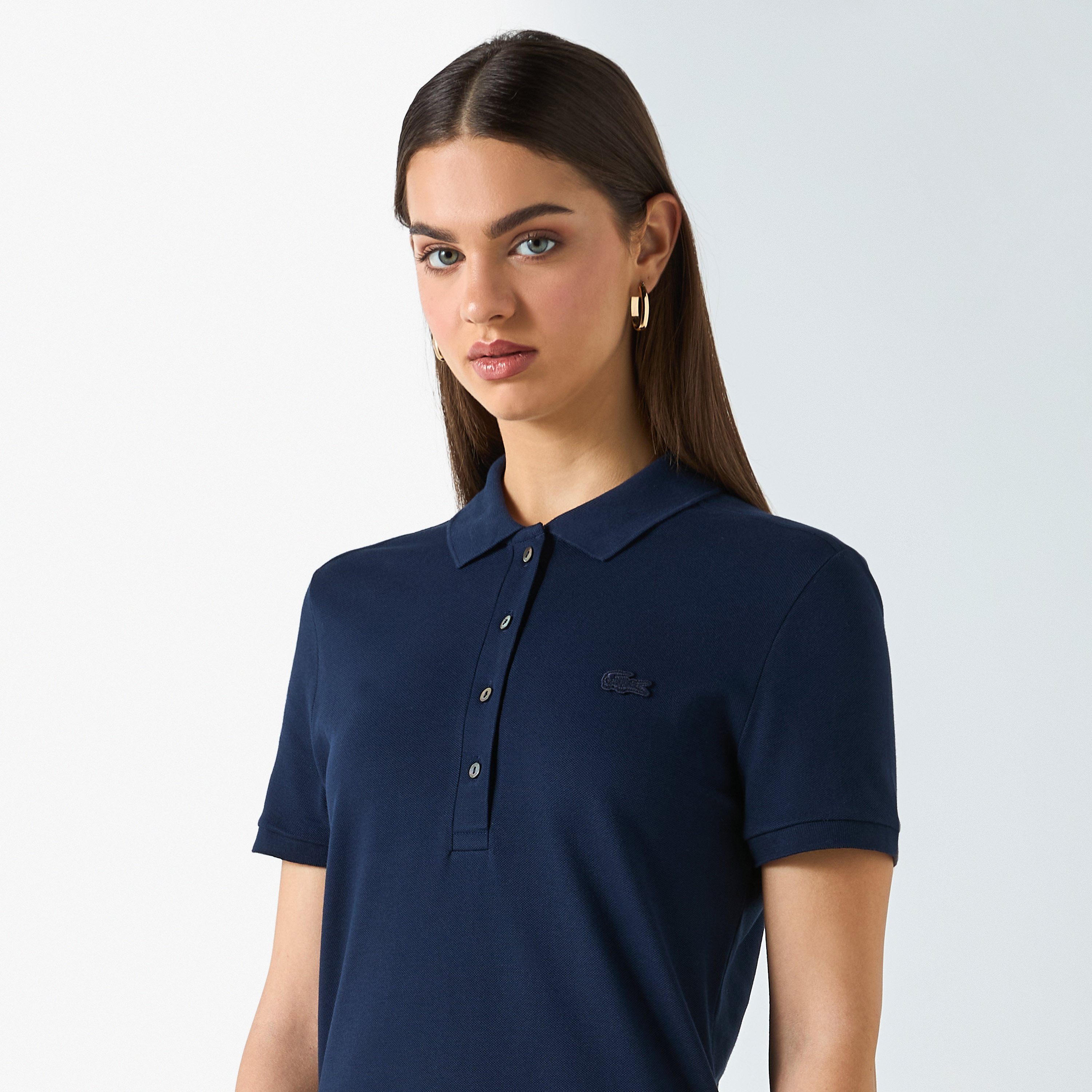 فستان تيشيرت بولو سادة بأكمام قصيرة من لاكوست-women-clothing-dresses-image-3