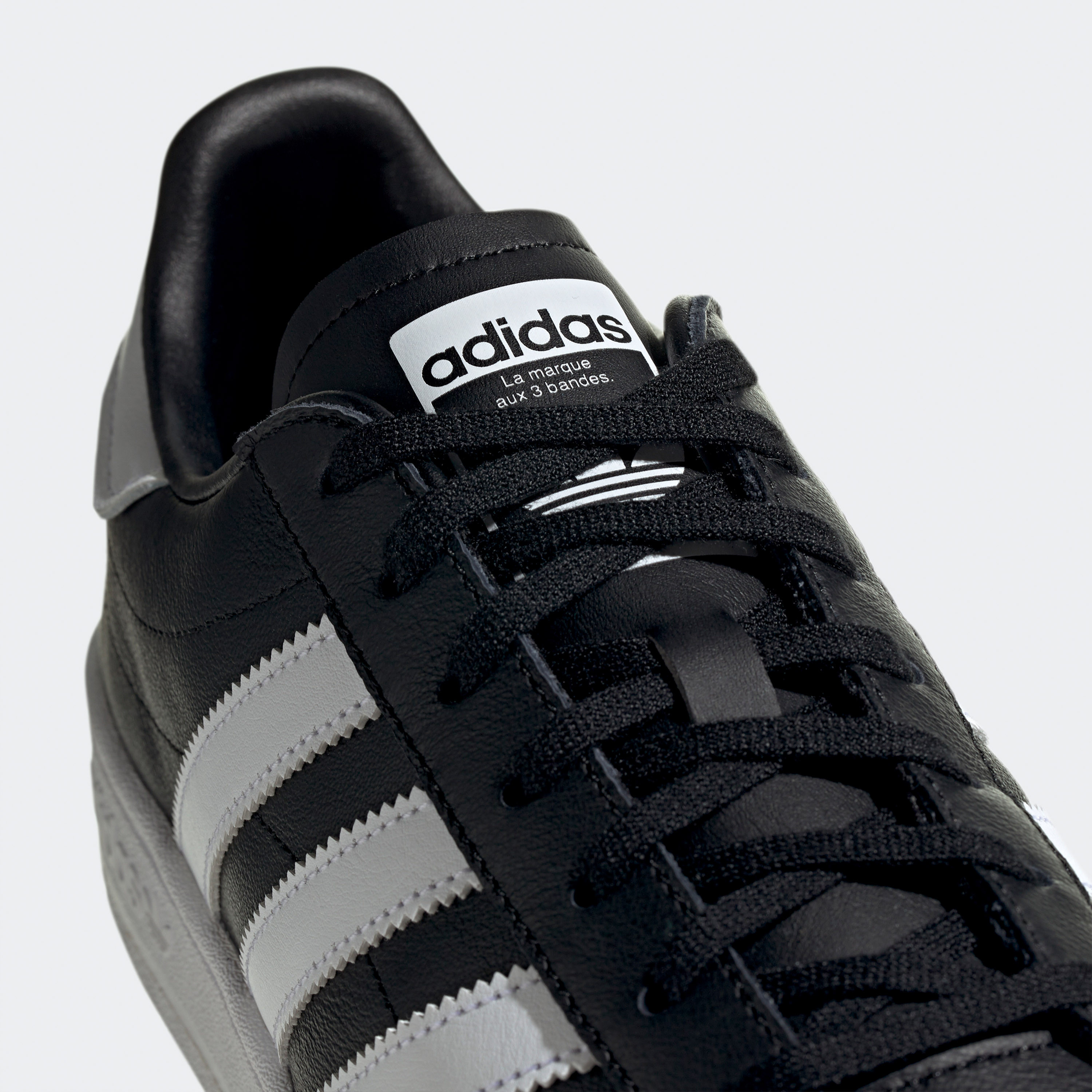 حذاء سنيكرز للكاحل برباط تيم كورت للرجال من أديداس-sports-men-shoes-image-5