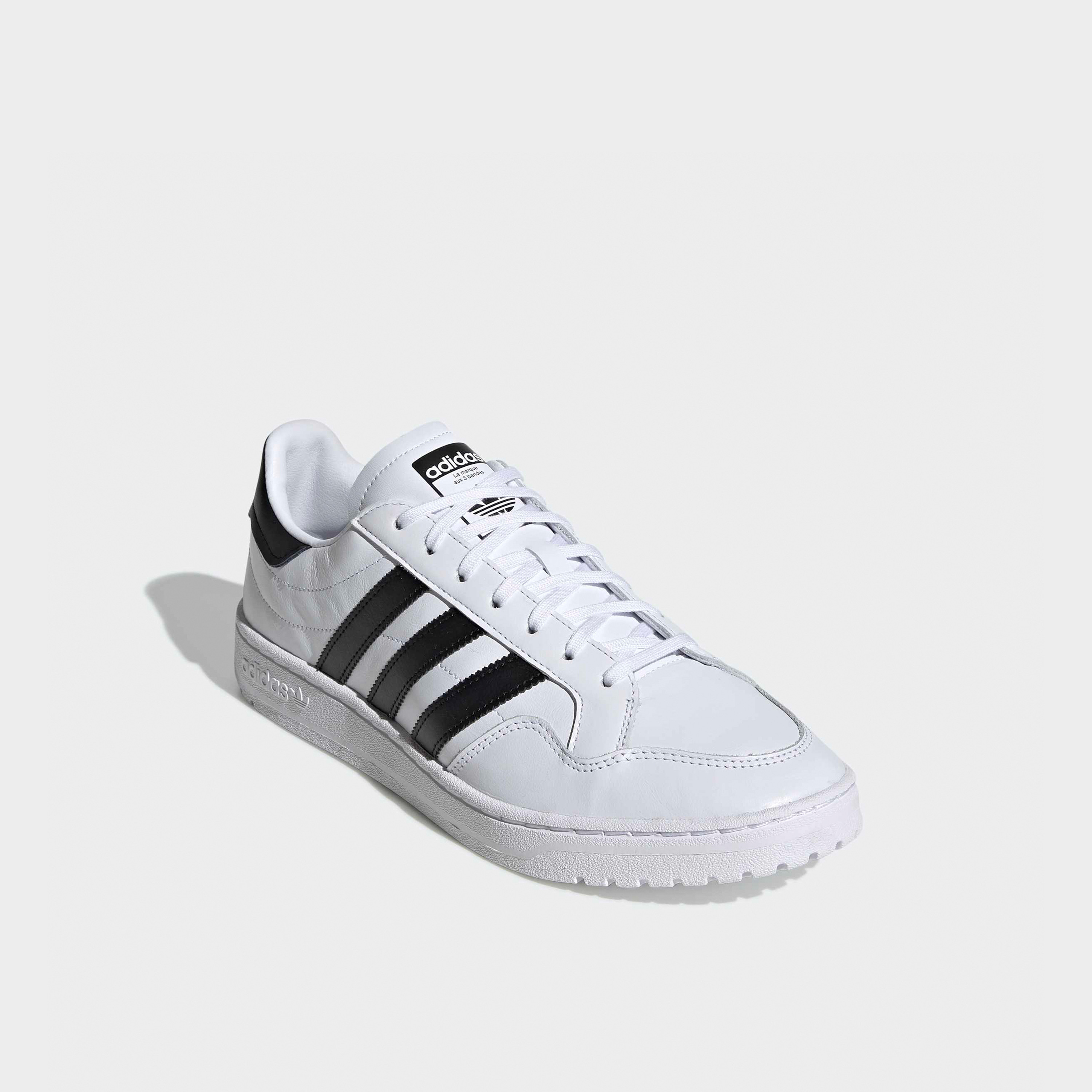 حذاء سنيكرز للكاحل برباط تيم كورت للرجال من أديداس-sports-men-shoes-image-1