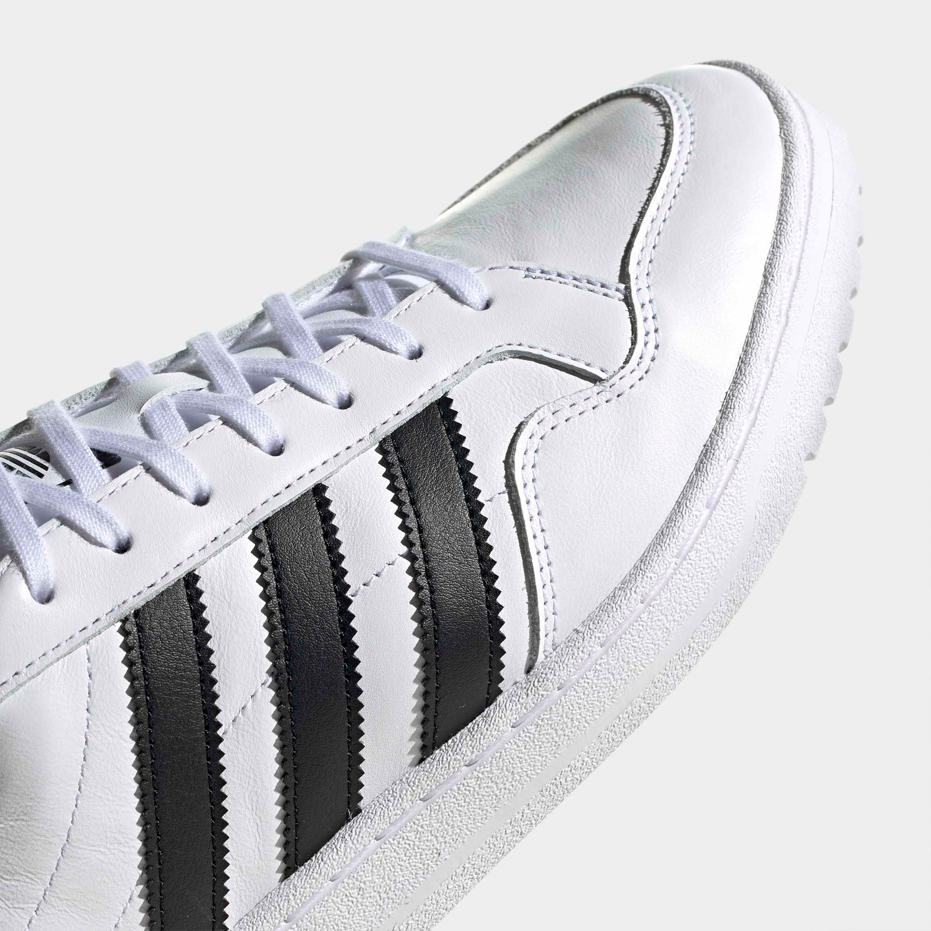 حذاء سنيكرز للكاحل برباط تيم كورت للرجال من أديداس-sports-men-shoes-image-6
