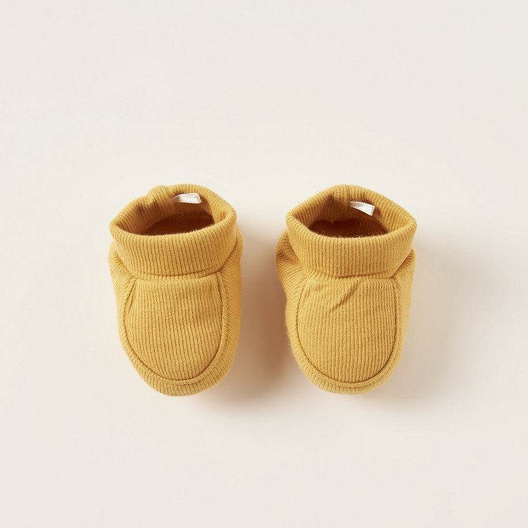 Juniors Solid Ribbed Booties