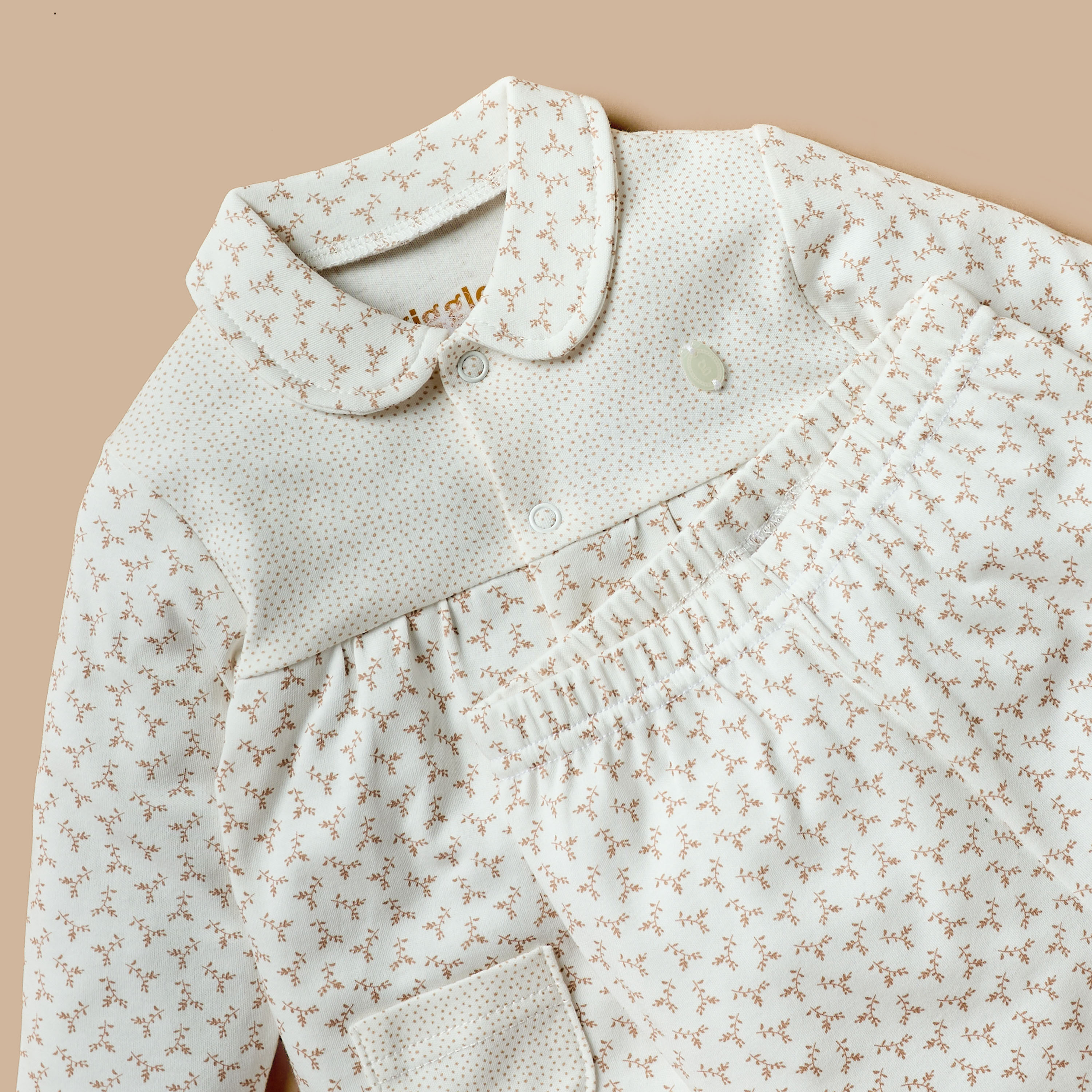 طقم بنطلون بيجاما بخصر مطاطي وقميص بأكمام طويلة وطبعات زهرية من جيجلز-baby-girls-clothing-nightwear-pyjamasets-image-4