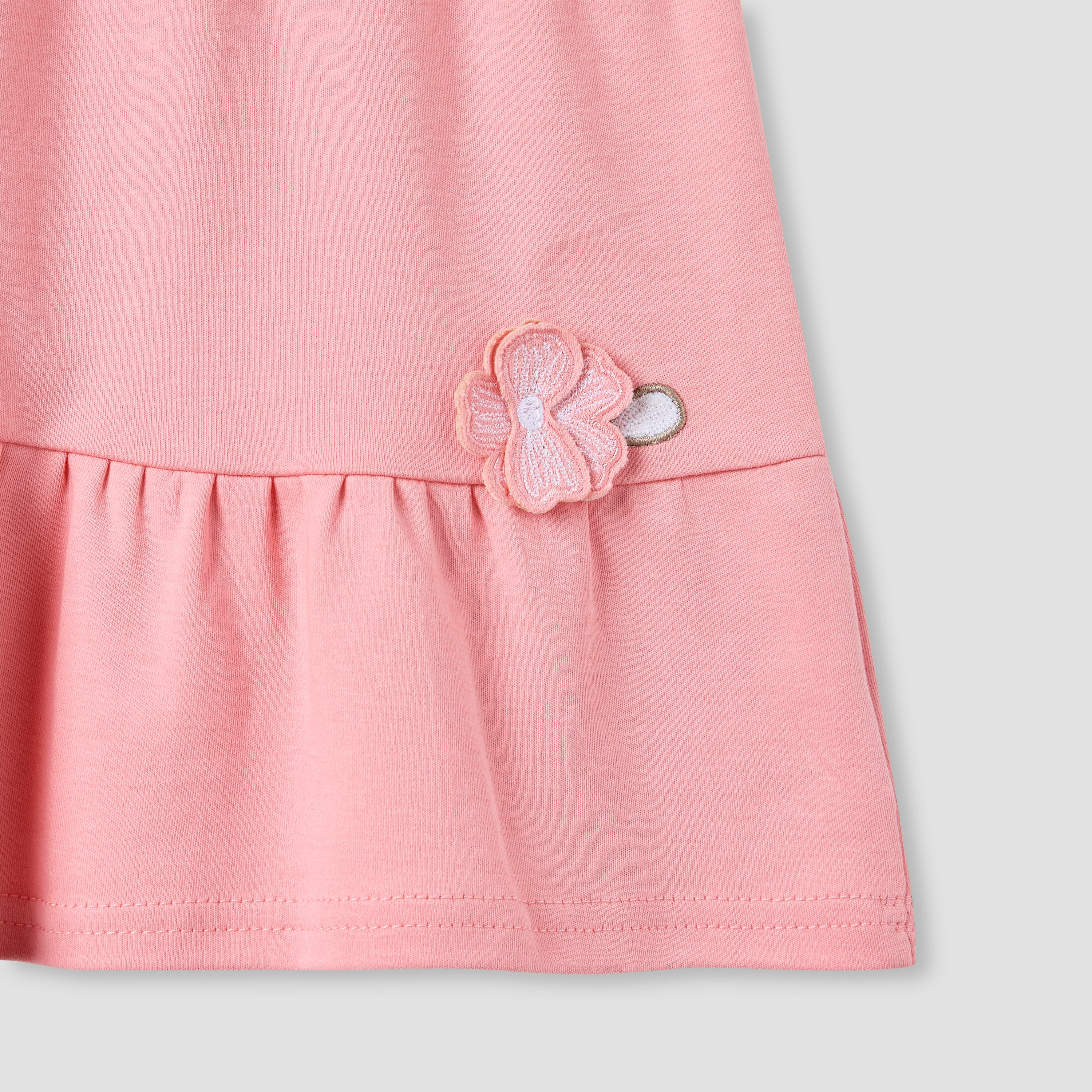 فستان قطن بأكمام منفوخة بزينة أزهار من جونيورز-baby-girls-clothing-dressesandjumpsuits-image-4