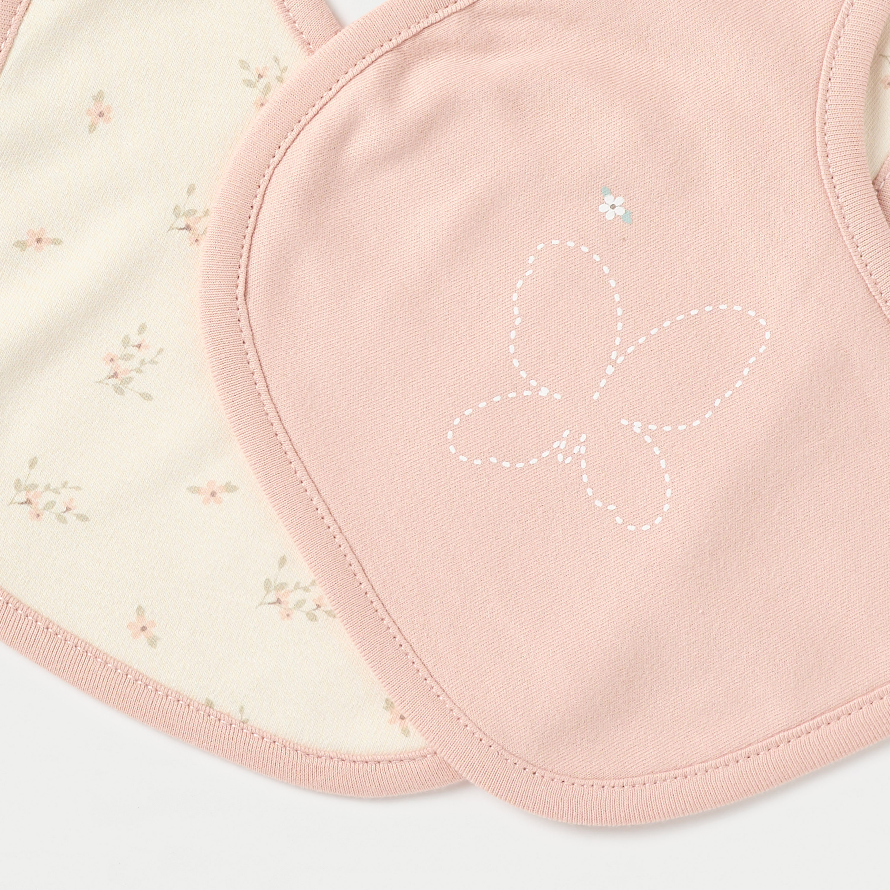 مرايل بطبعات وأزرار إغلاق من جونيورز - طقم من قطعتين-baby-feeding-bibs-image-4