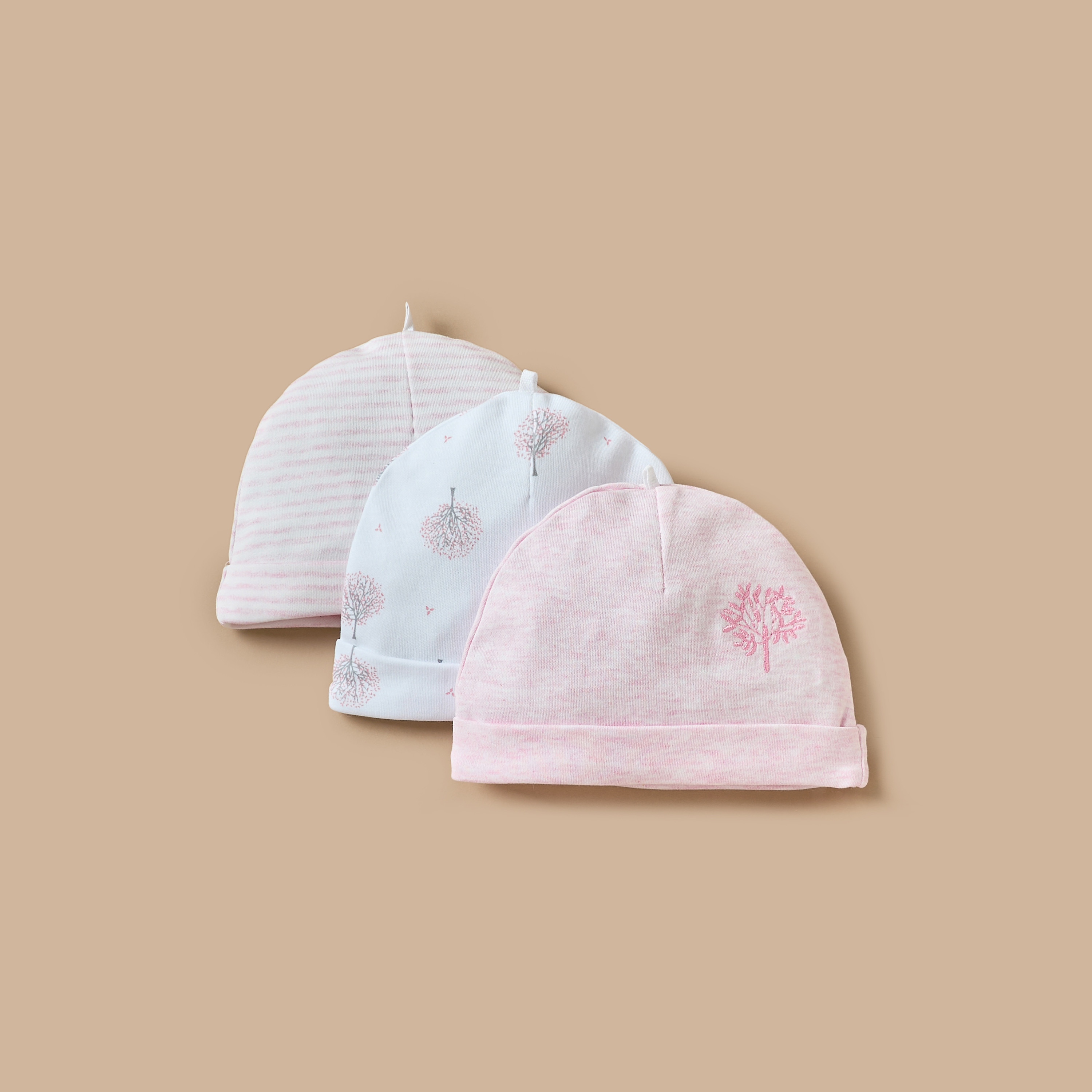 قبعة بيني بطبعات شجرة من جونيورز - طقم 3 قطع-baby-girls-accessories-caps-image-1