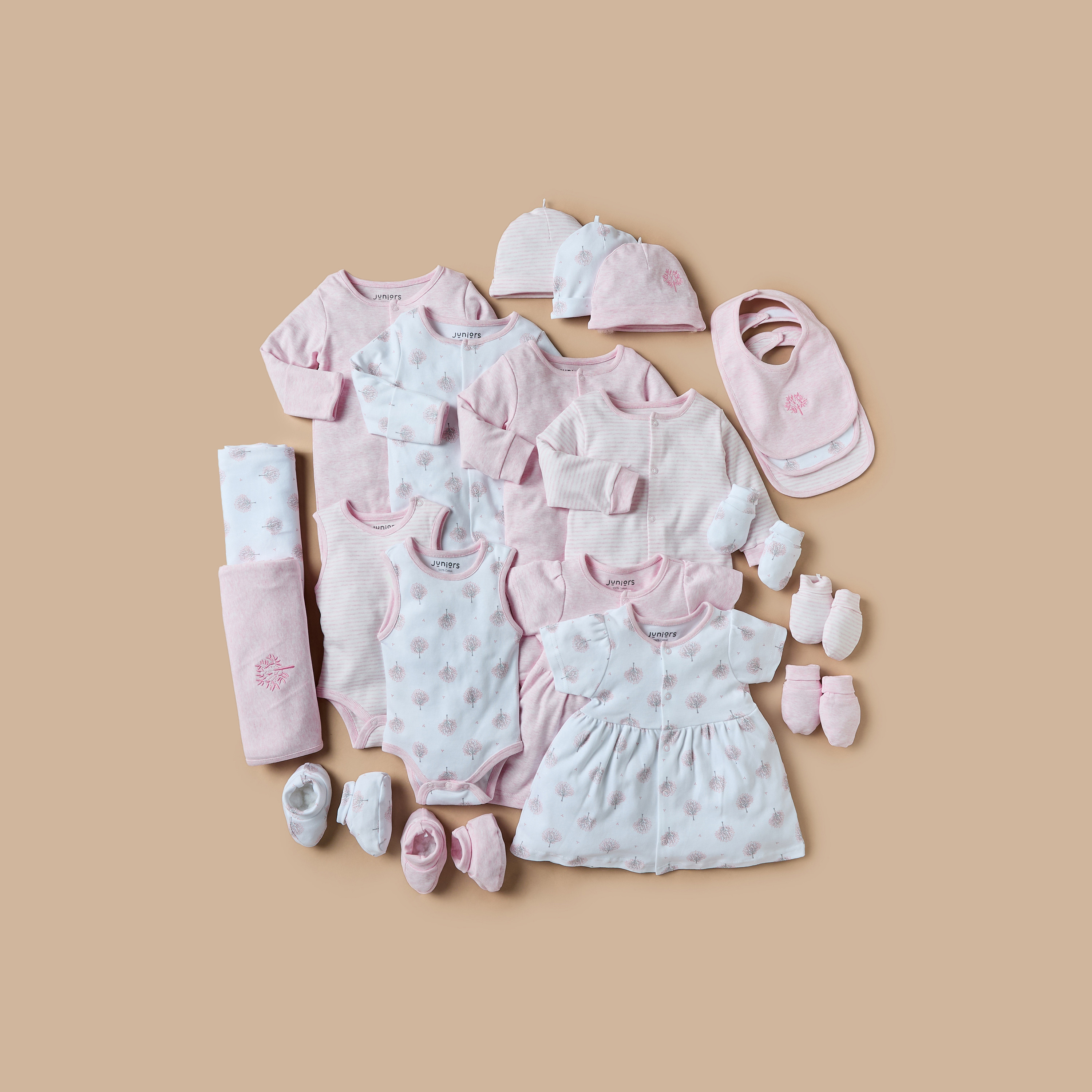 قبعة بيني بطبعات شجرة من جونيورز - طقم 3 قطع-baby-girls-accessories-caps-image-7