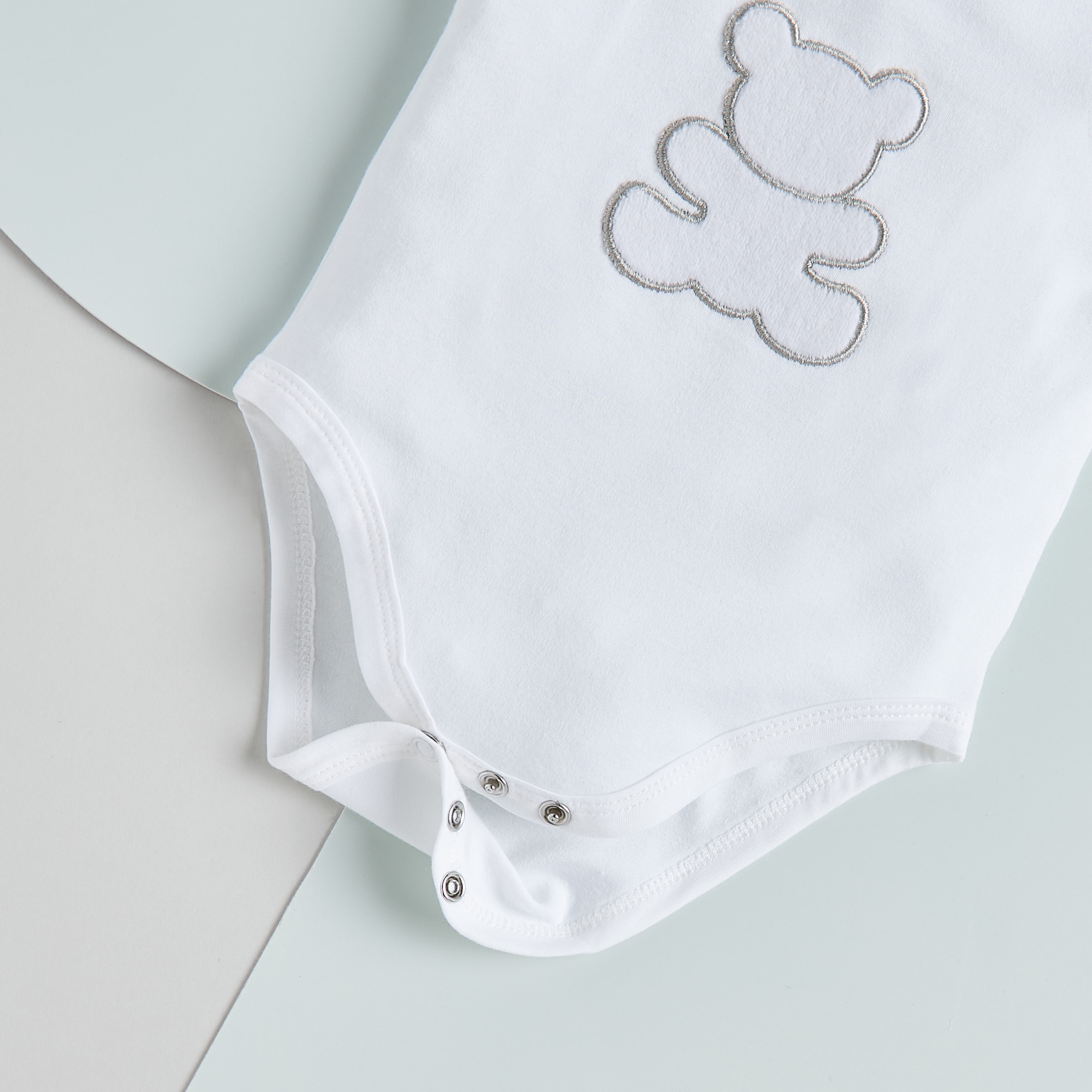 بودي سوت دون أكمام بتطريز دب من جيجلز-baby-boys-clothing-bodysuits-image-4