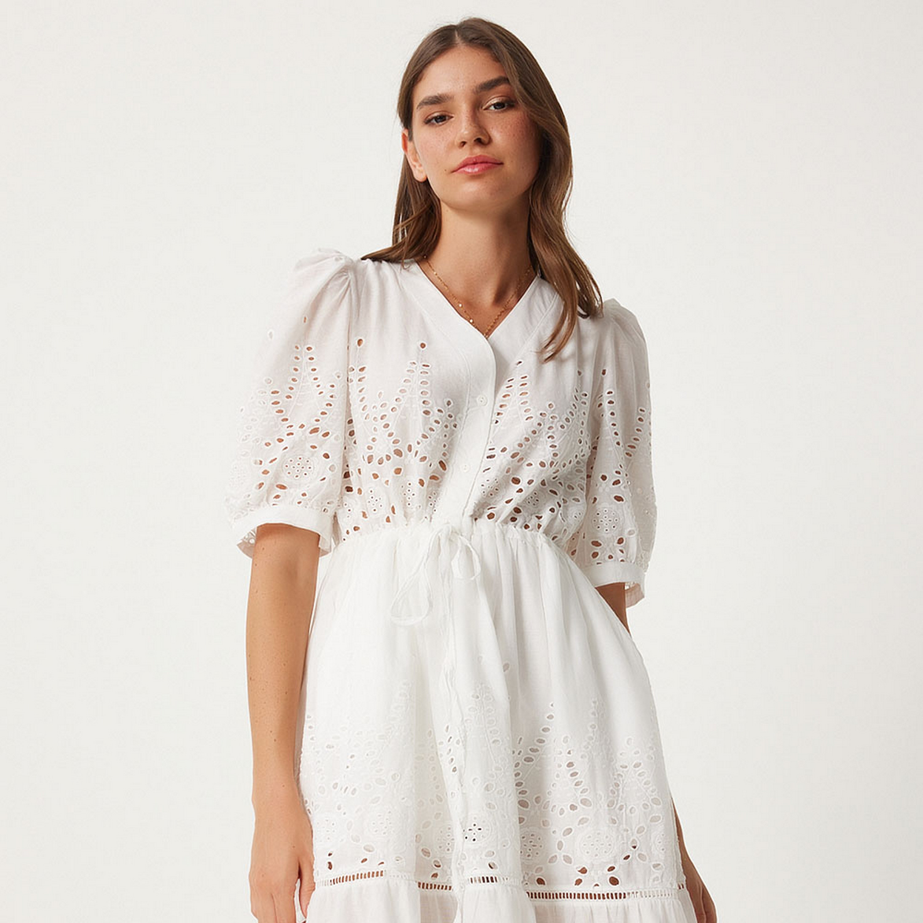 فستان نسائي أبيض مطرز بأكمام منتفخة من إسطنبول إسطنبول سعادة إسطنبول-women-clothing-dresses-image-4