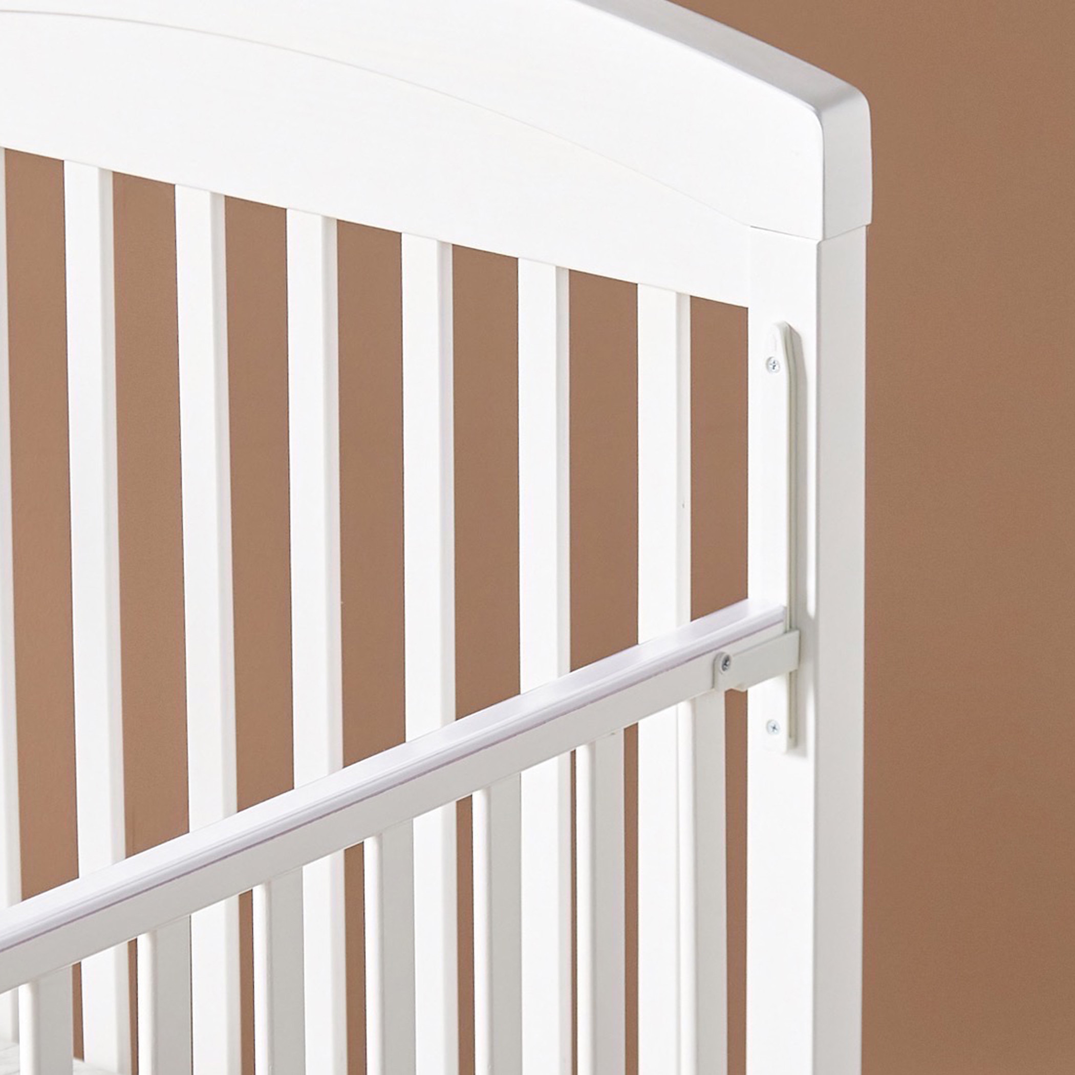 Juniors Magaret Wooden Adjustable Height Crib-baby-nursery-furniture-cribsandbeds-babycribs-image-12