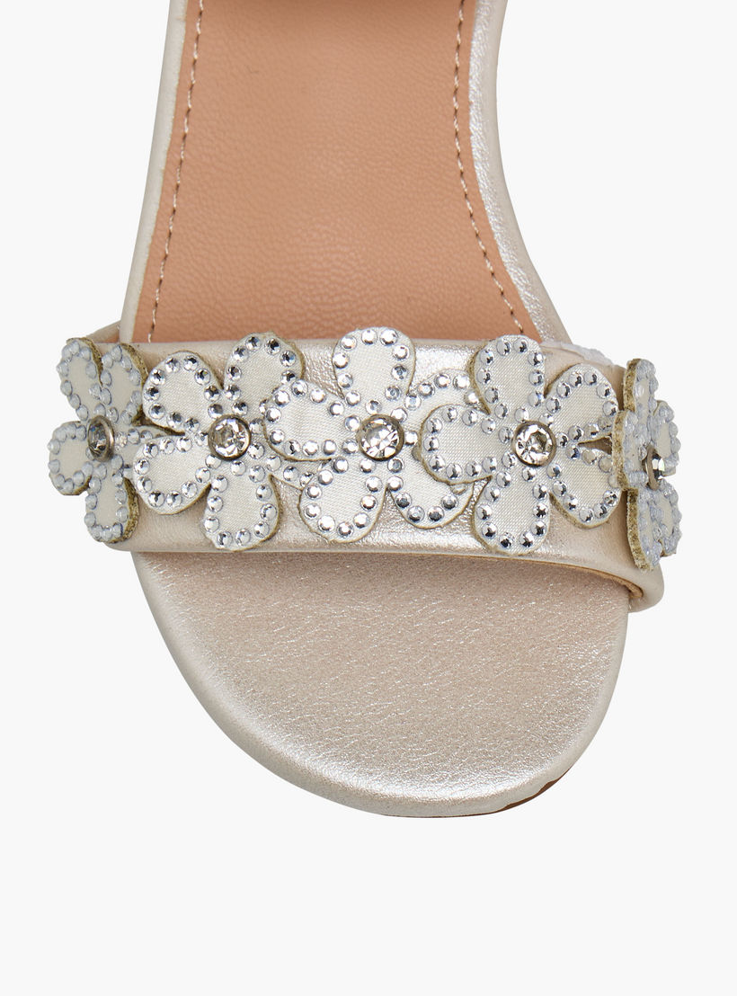 صندل بكعب سميك للبنات من فلورا بيلا-girls-shoes-sandals-image-5
