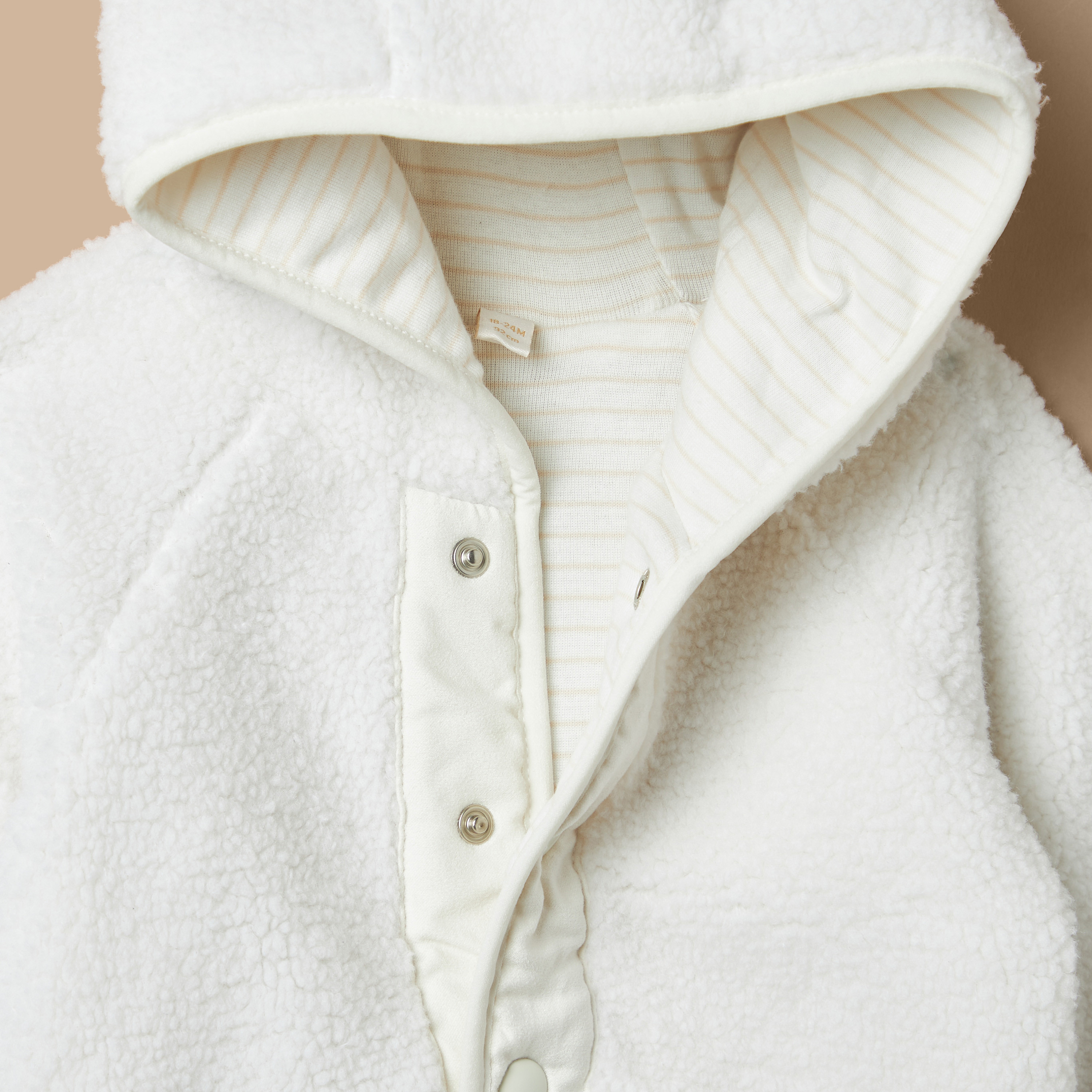 جاكيت بارز الملمس بأزرار إغلاق وقبعة من جيجلز-baby-boys-clothing-winterwear-jacketsandblazers-image-2