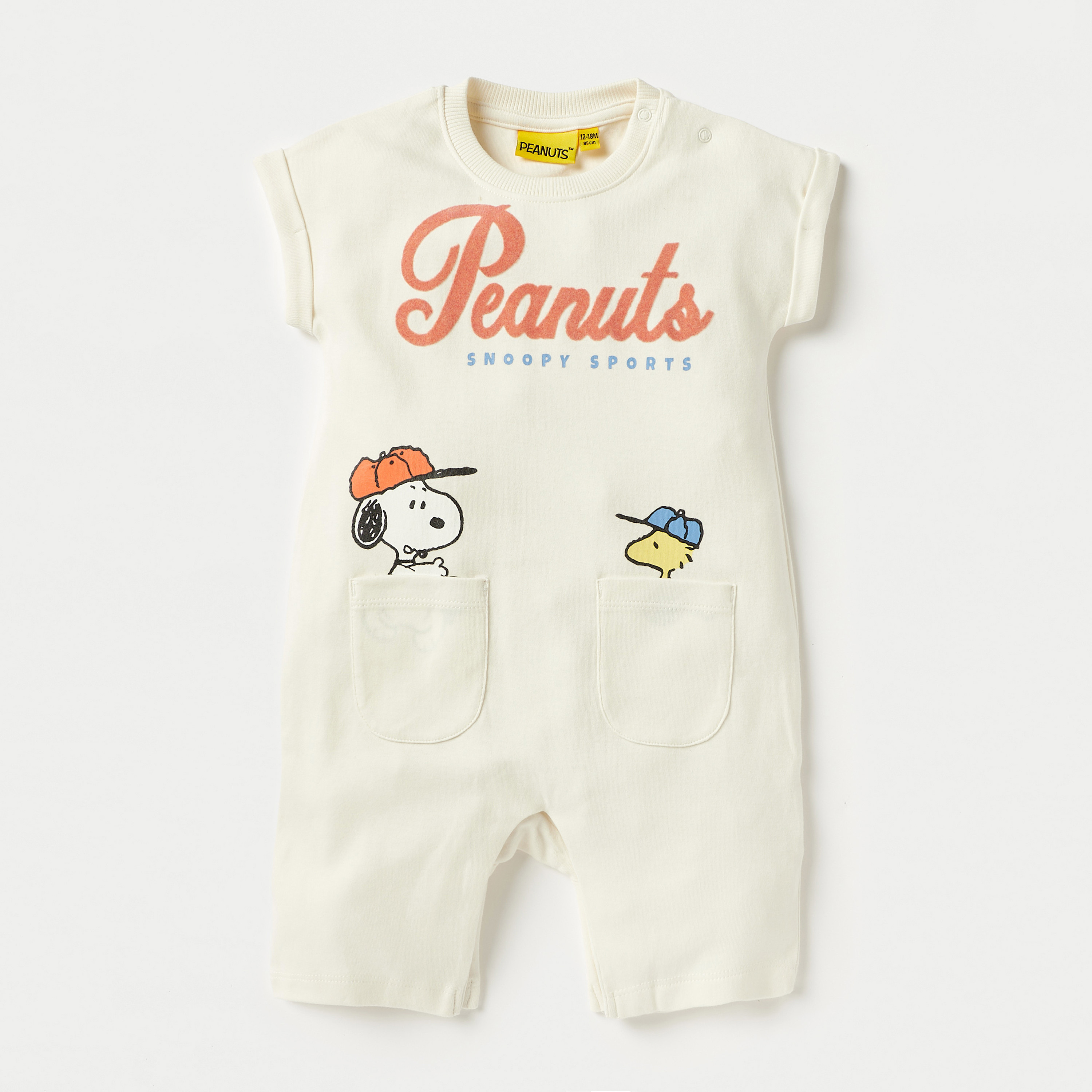 Baby snoopy clothes shops