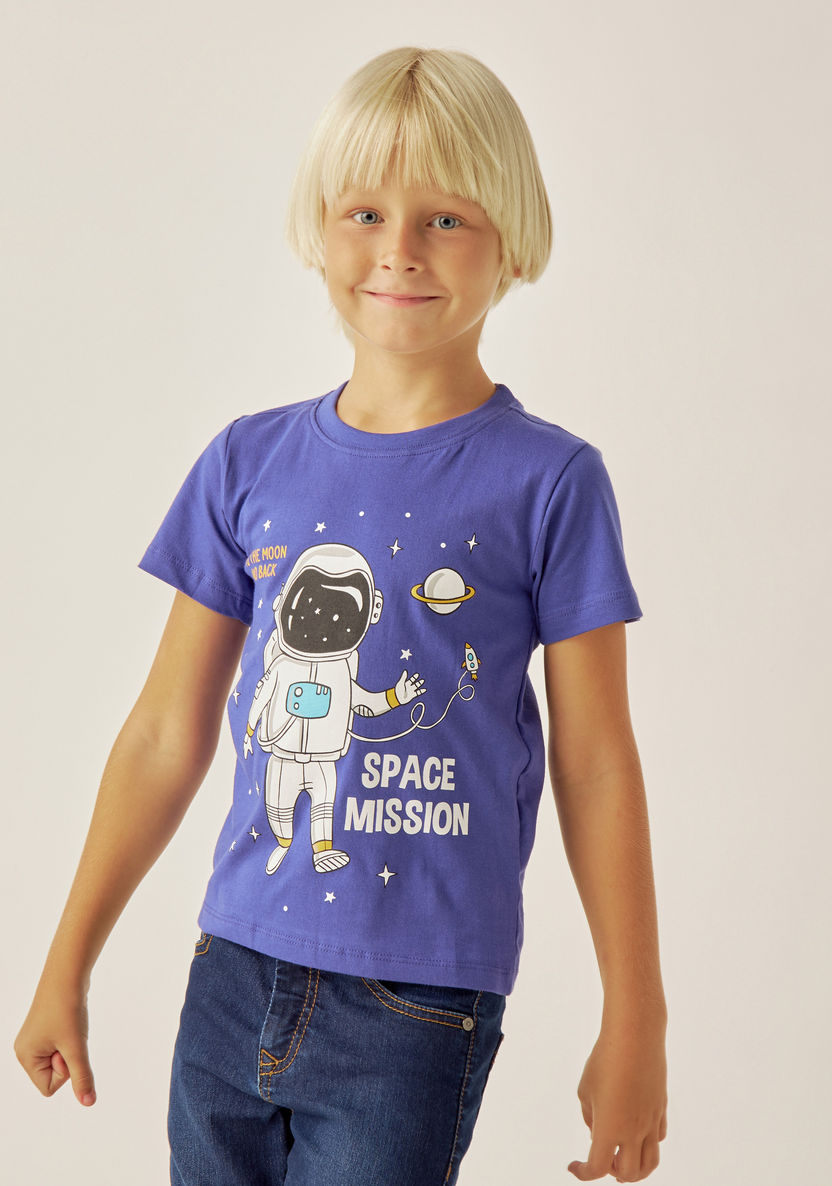Astronaut Prints: Kids Blue Astronaut Printed Denim Shorts