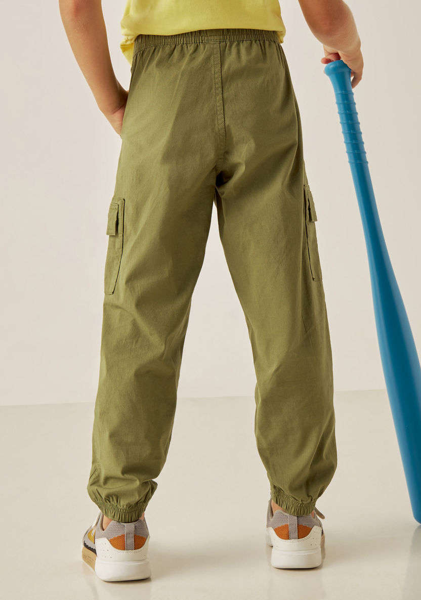 Juniors Solid Cargo Joggers with Elasticated Waistband-Pants-image-3
