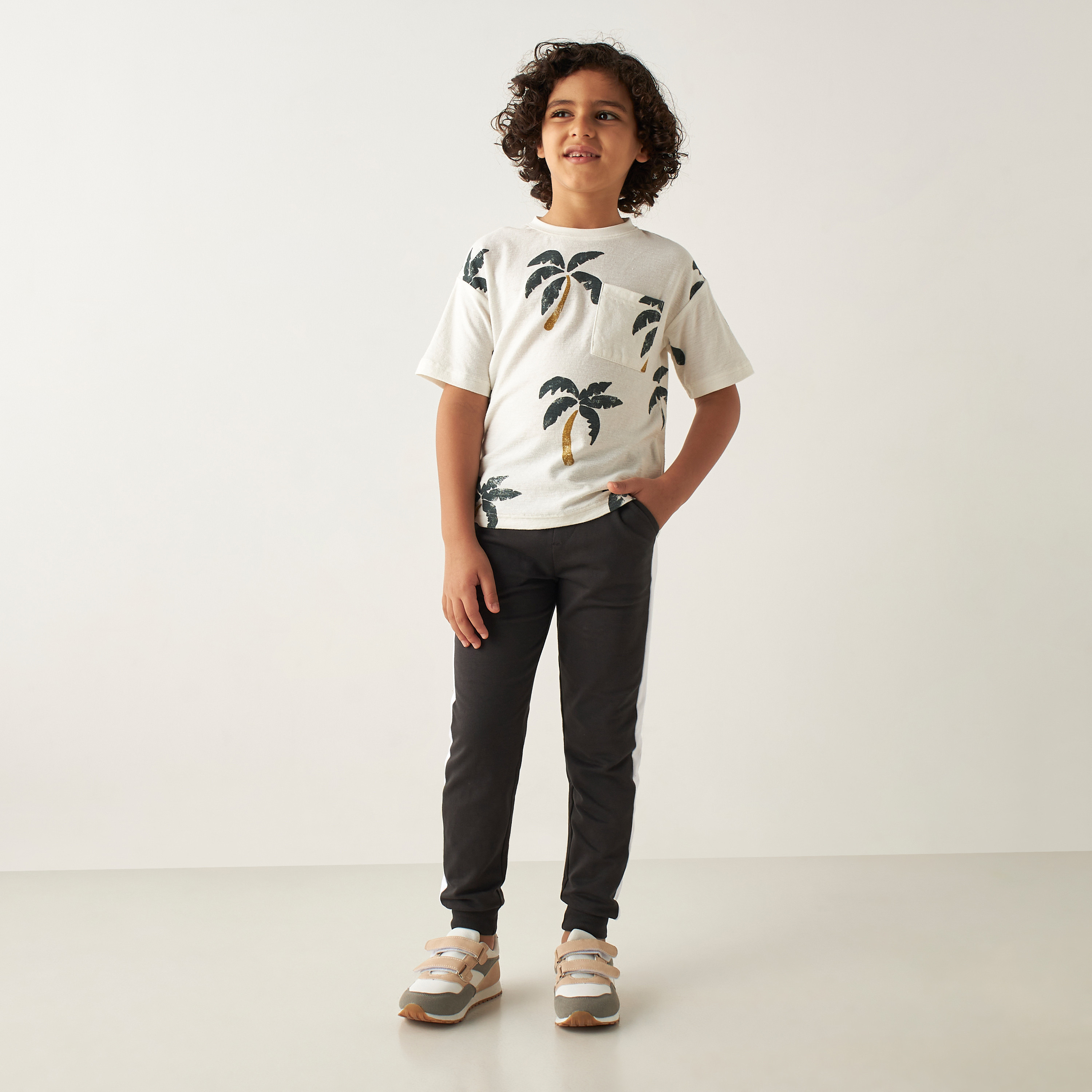 Juniors Solid Joggers with Drawstring Closure-boys-clothing-bottoms-joggersandtrackpants-image-2
