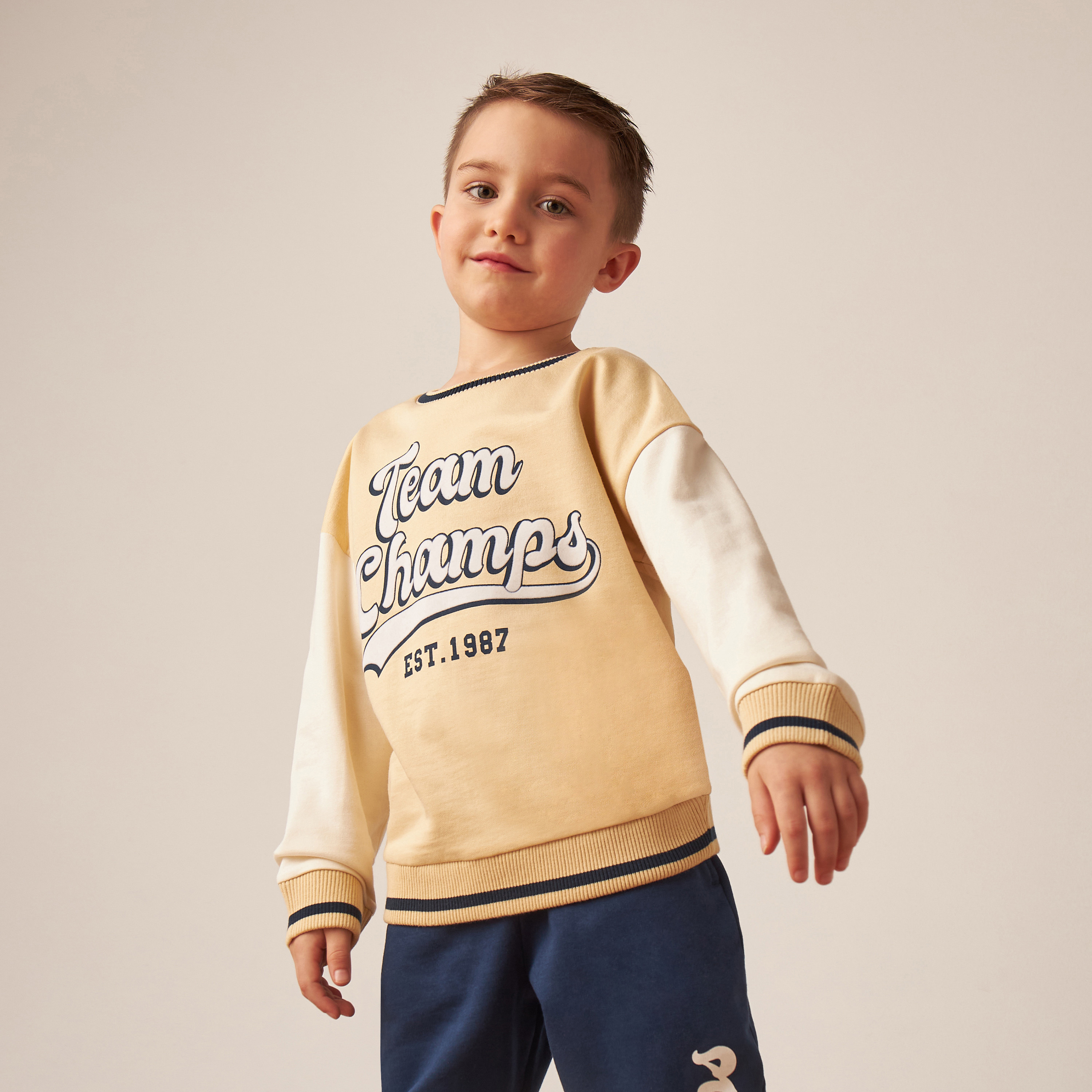 Kwd sweatshirt outlet junior