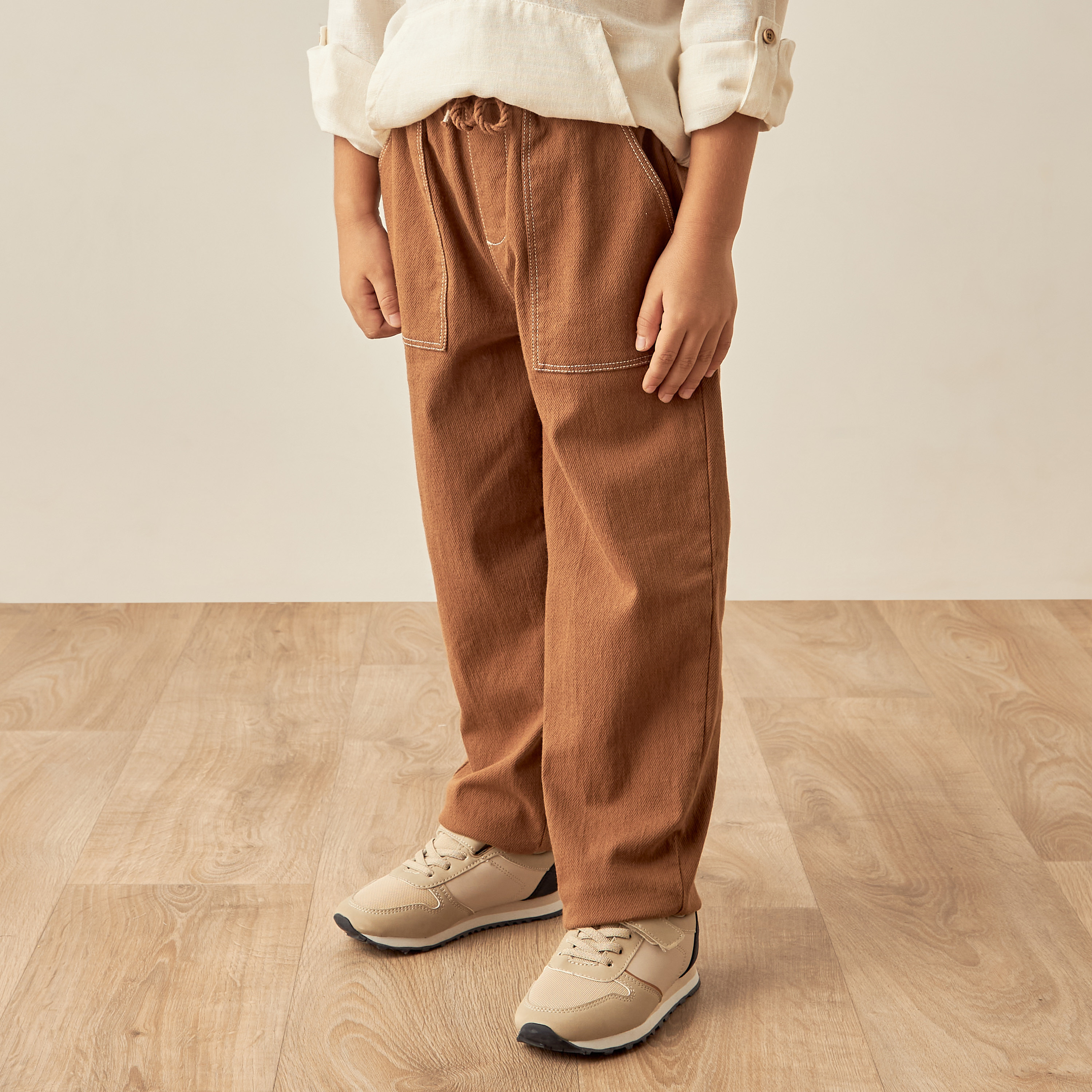 بنطلون سادة بجيوب ورباط إغلاق من إليجو-boys-clothing-bottoms-trousers-image-1