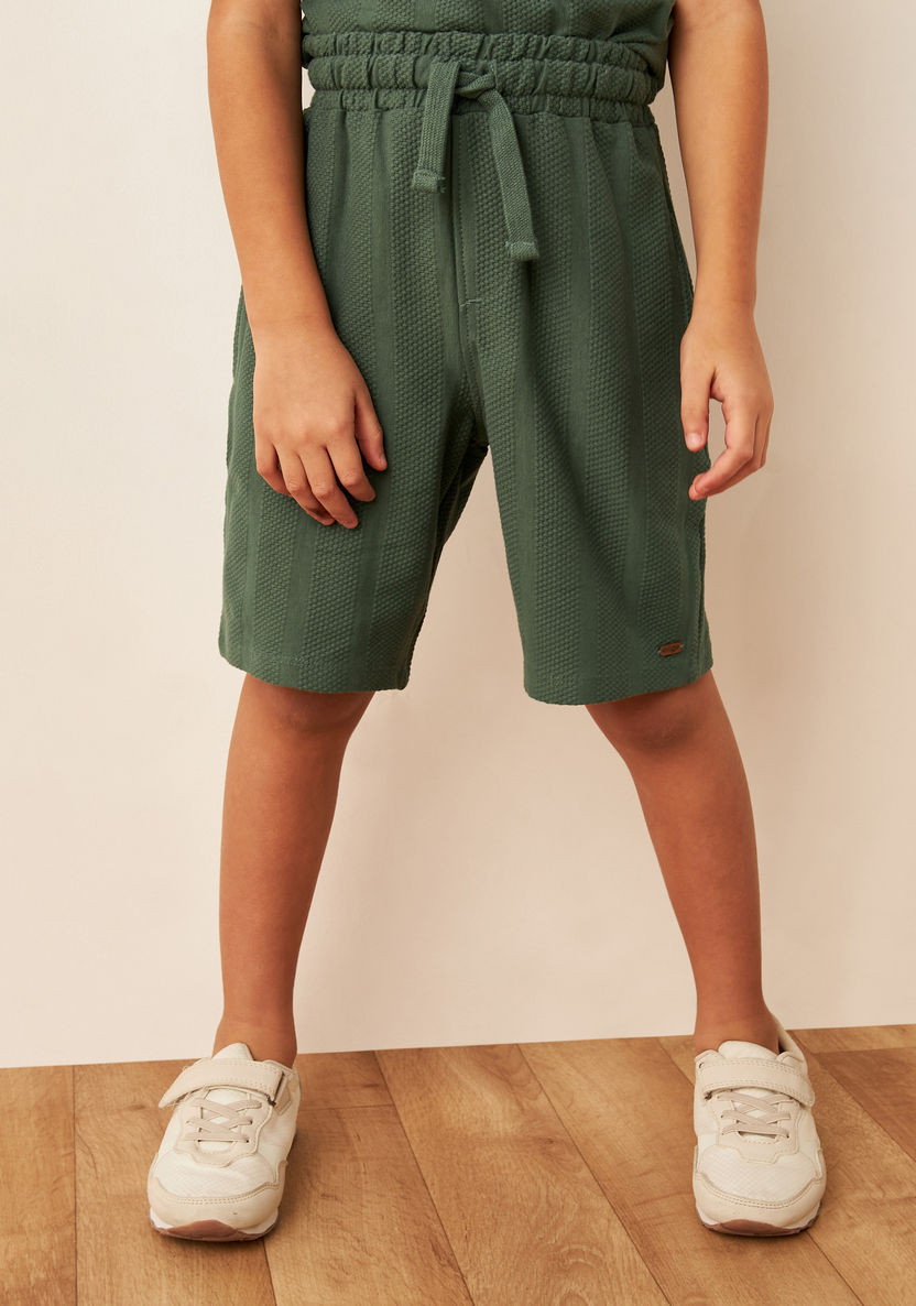 Eligo Textured Short Sleeves T-shirt and Shorts Set-Clothes Sets-image-3