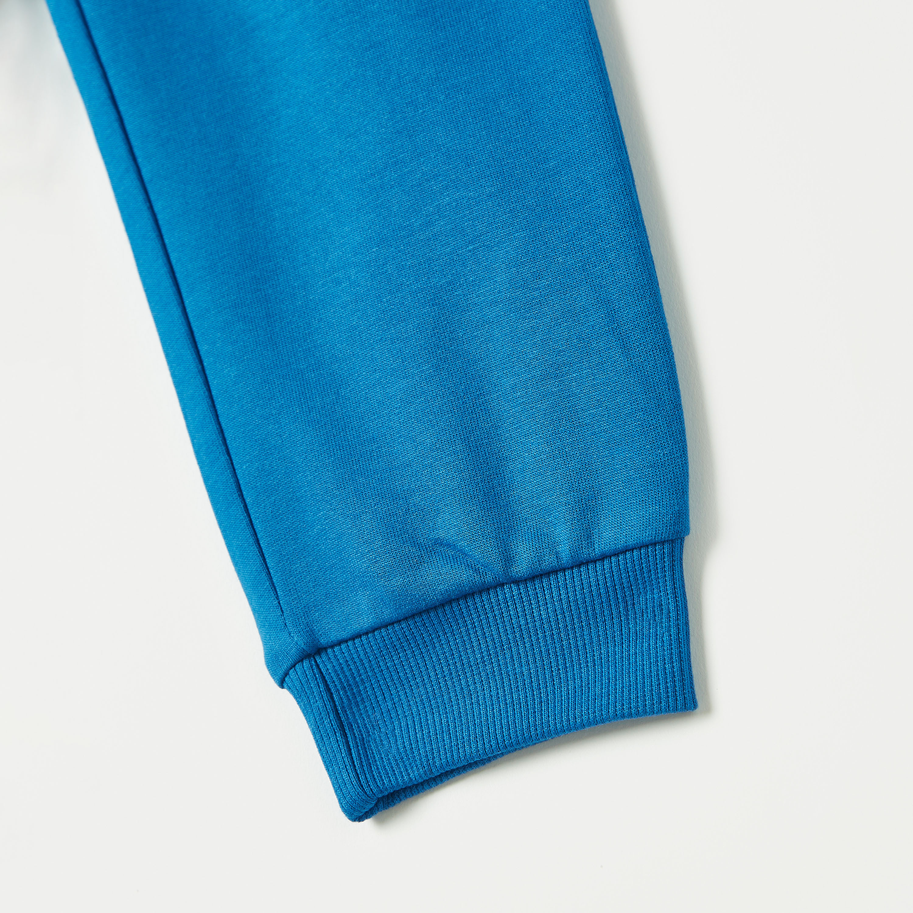 بنطلون رياضي بطبعات وبرباط إغلاق-boys-clothing-bottoms-joggersandtrackpants-image-3