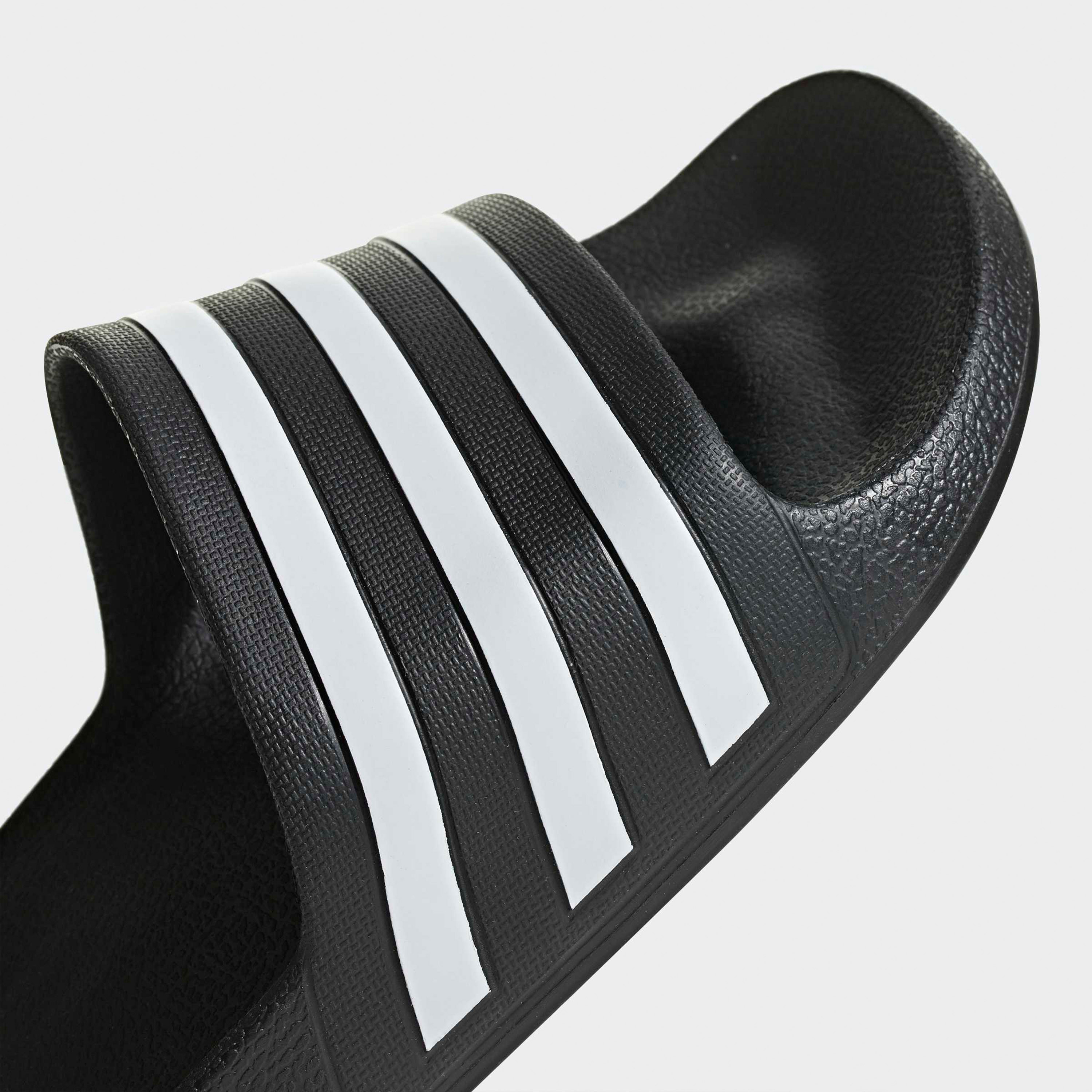 شبشب أديليت أكوا للرجال من أديداس-men-shoes-flipflopsandslides-image-5