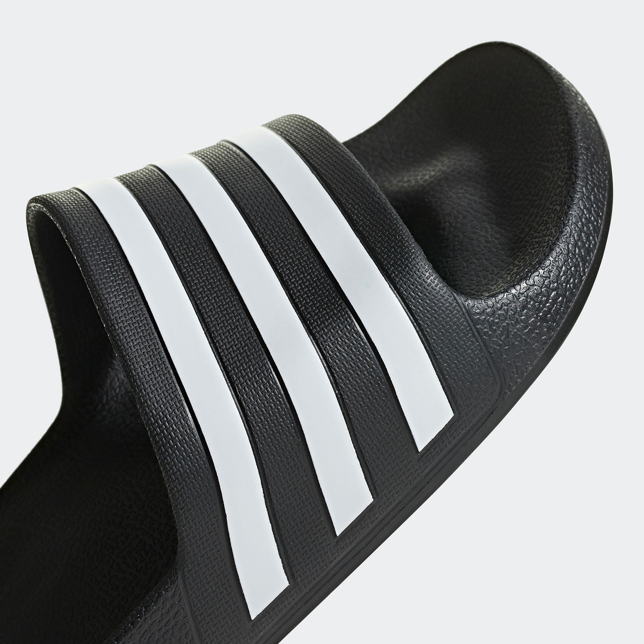 شبشب خفيف أديليت للرجال من أديداس - F35543-men-shoes-flipflopsandslides-image-5