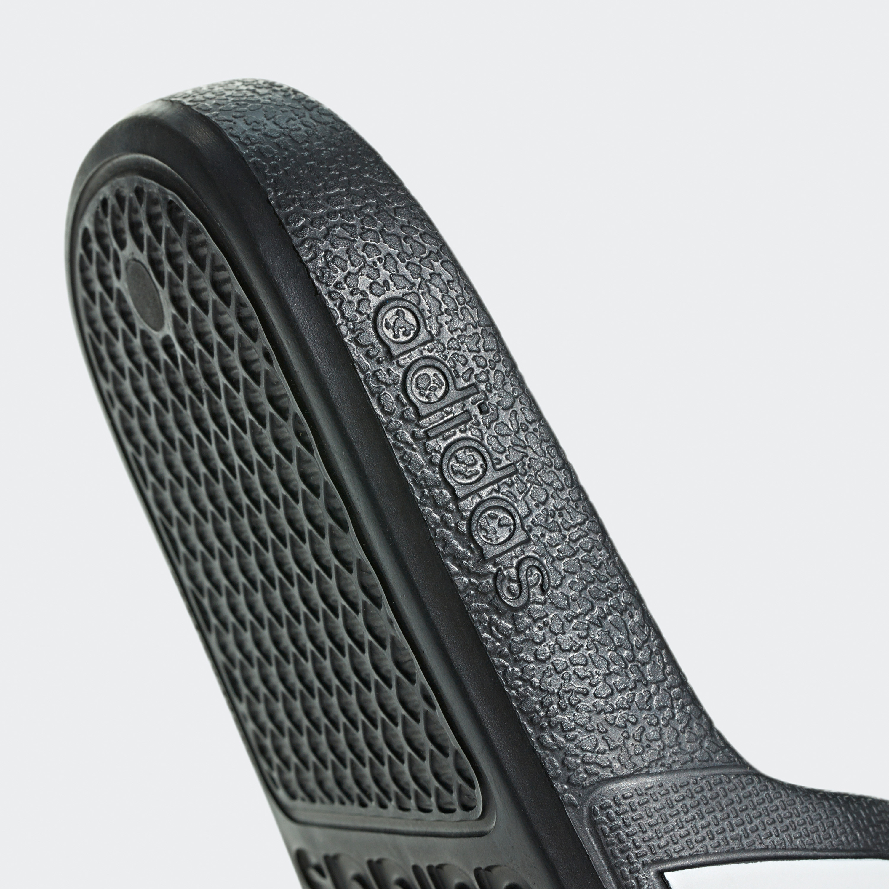 adidas Kids Adilette Aqua Slides F35556|OE-boys-shoes-flipflopsandslides-image-9