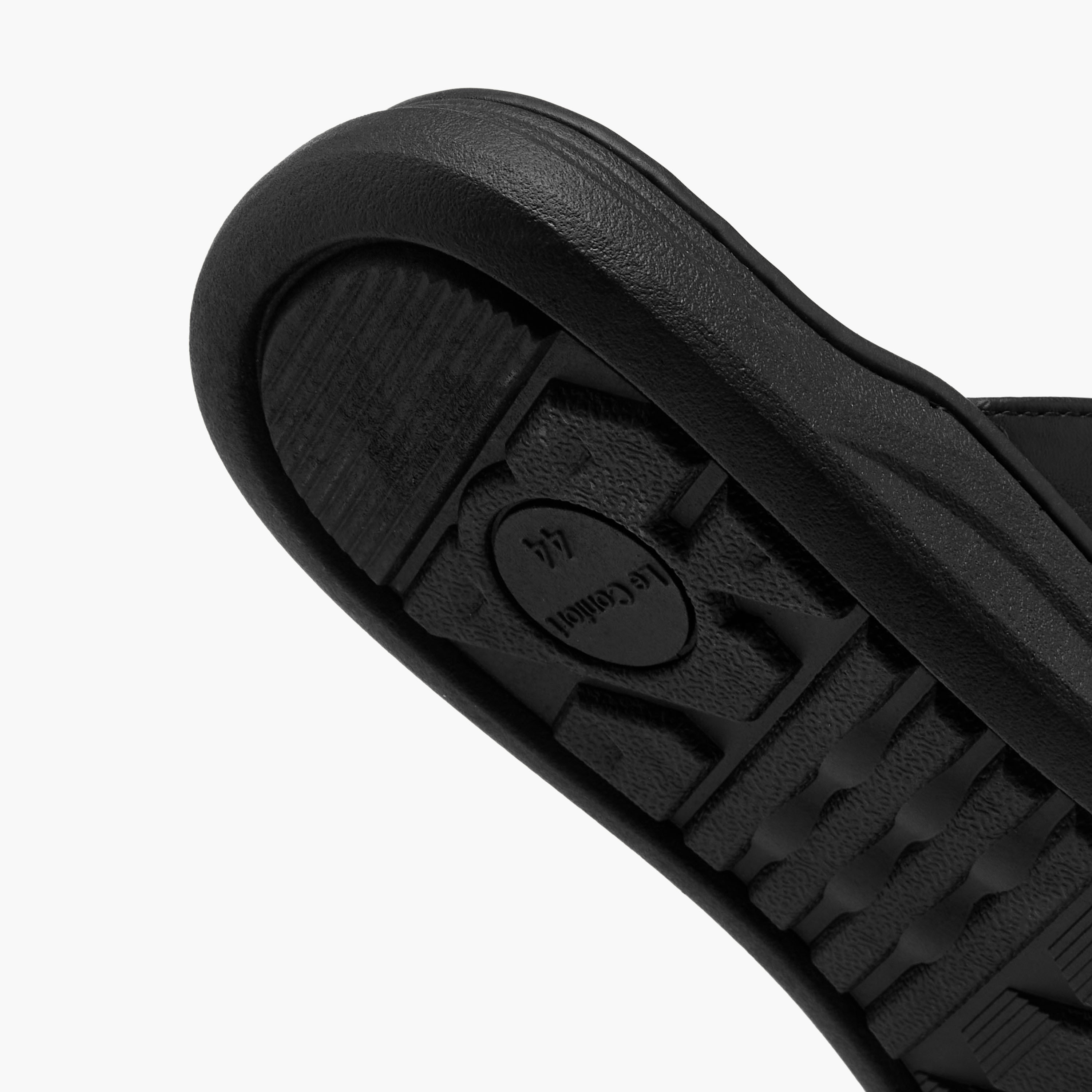 صندل رجالي بحزام متقاطع من لو كونفورت-men-shoes-sandals-image-6